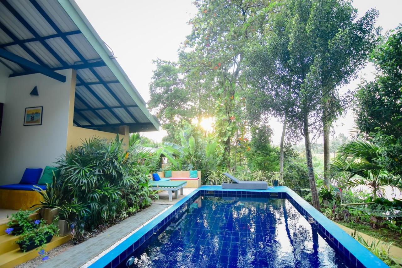 Randoni Villa