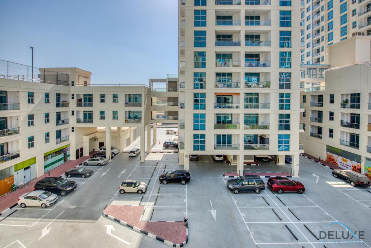 Captivating 1BR at DEC Towers Dubai Marina by Deluxe Holiday Homes
