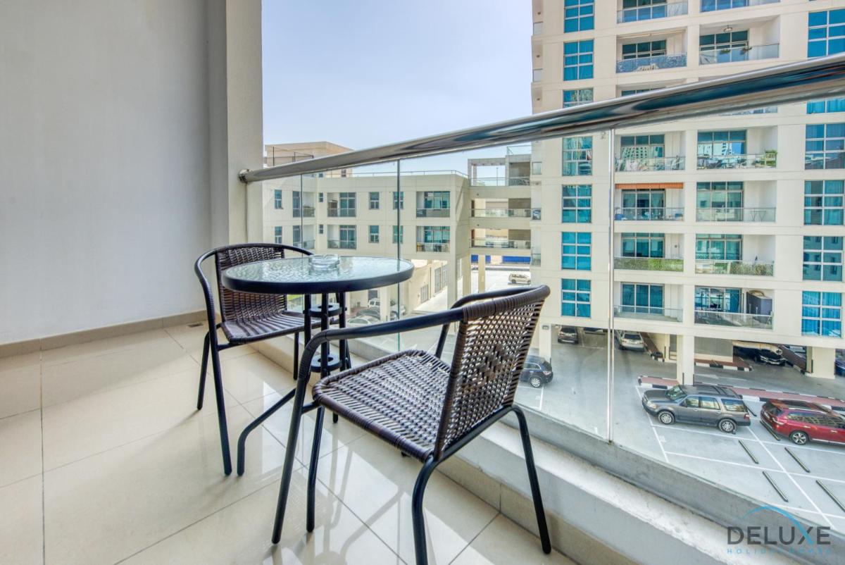 Captivating 1BR at DEC Towers Dubai Marina by Deluxe Holiday Homes