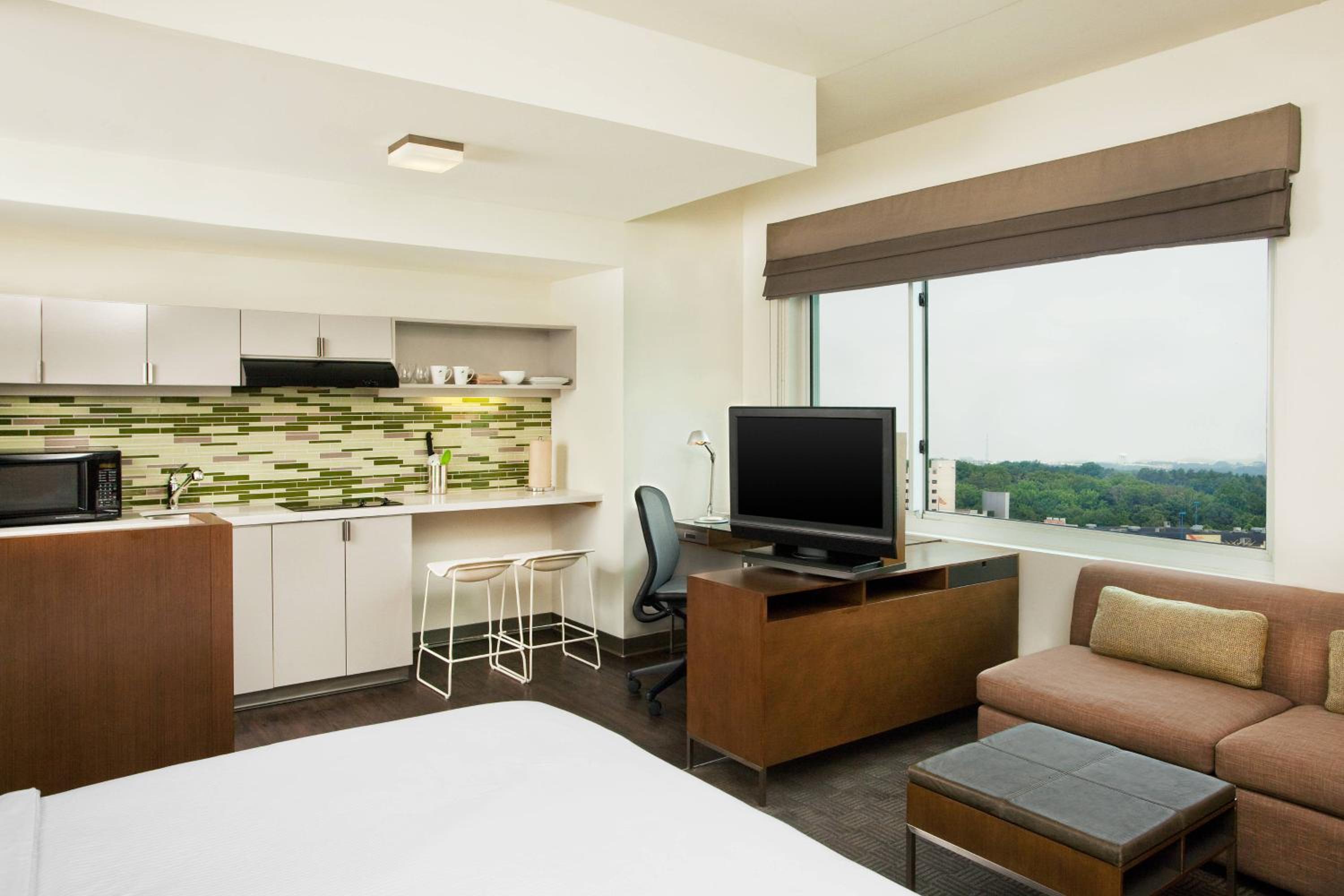 Baltimore Vacations - Element Arundel Mills BWI Airport - Property Image 1