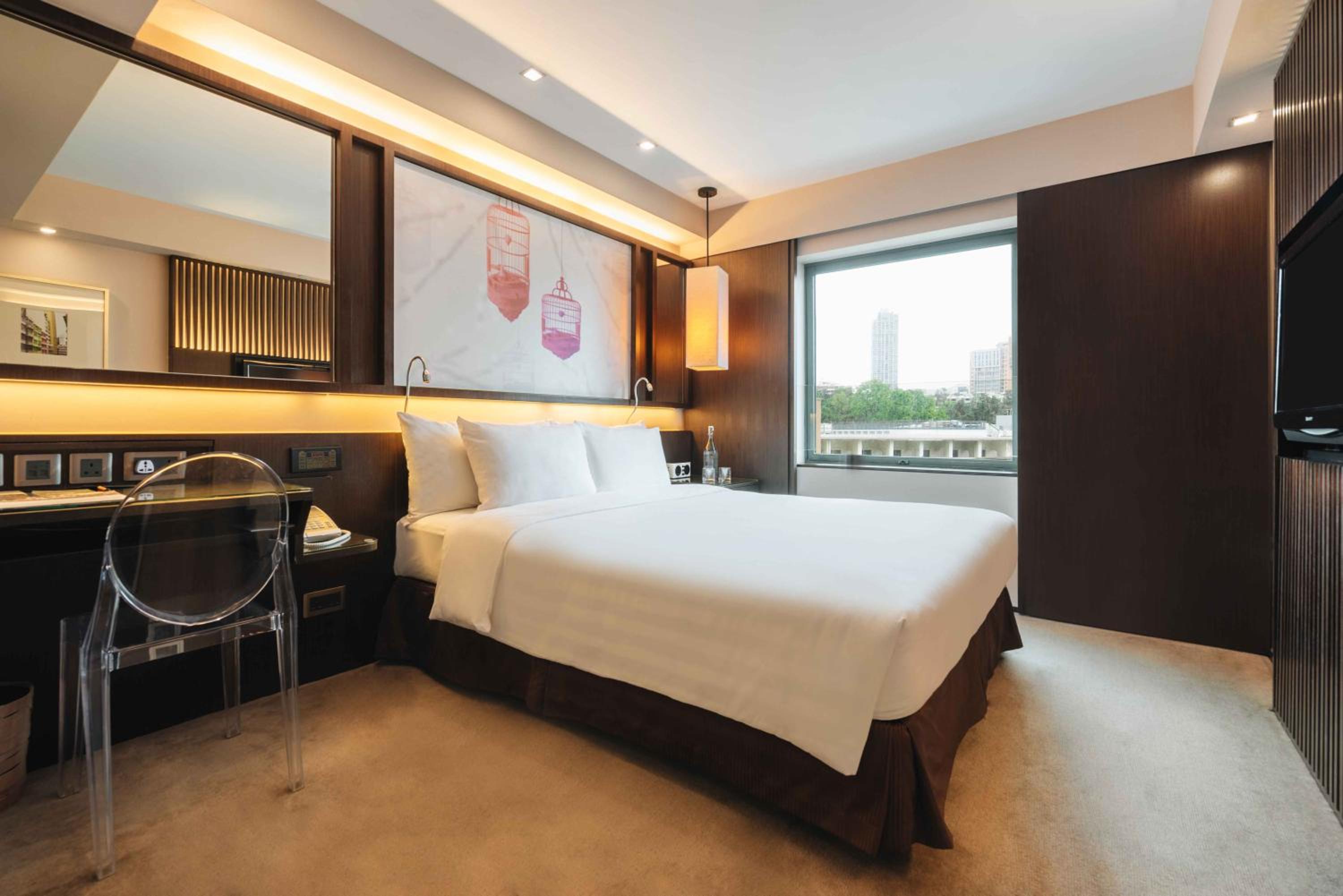 Eaton HK - Langham Hospitality Group