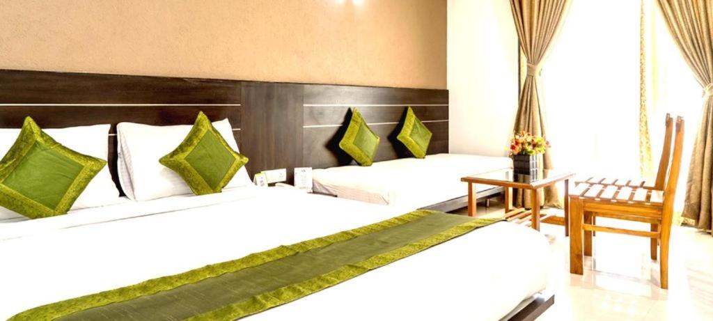 Pushpak Resort