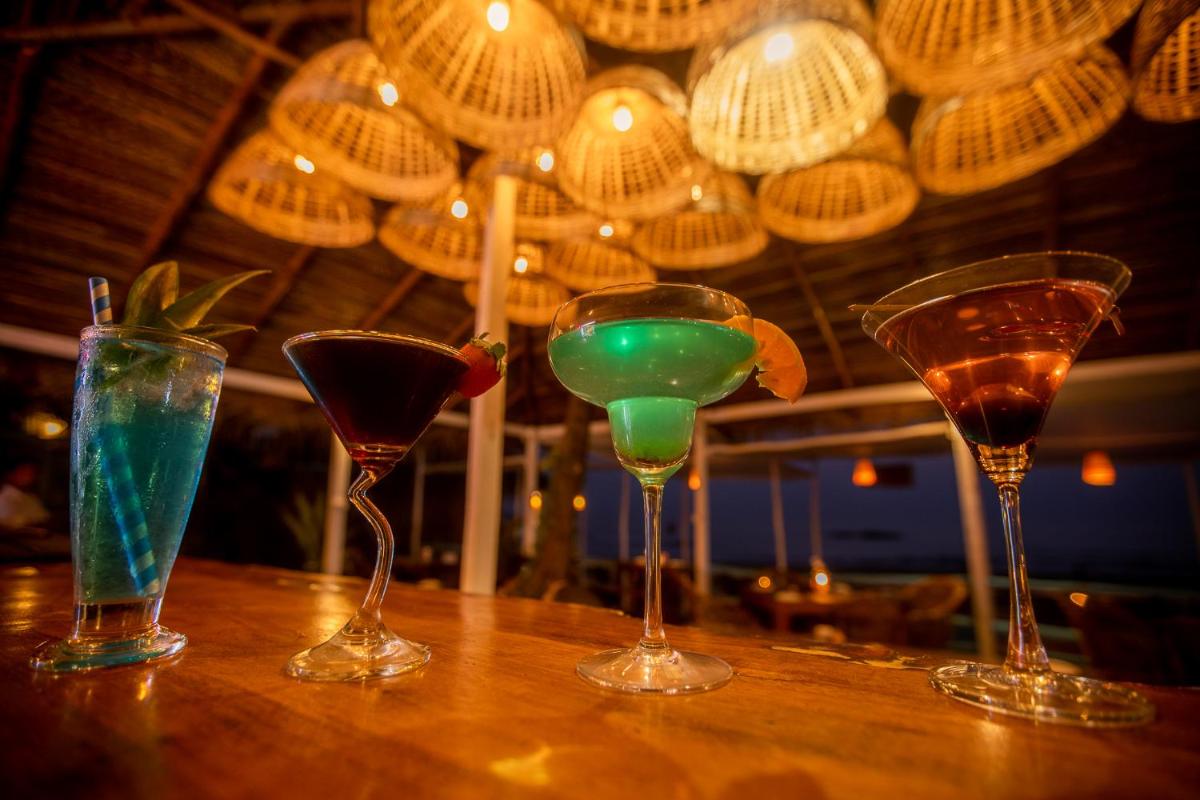 bar