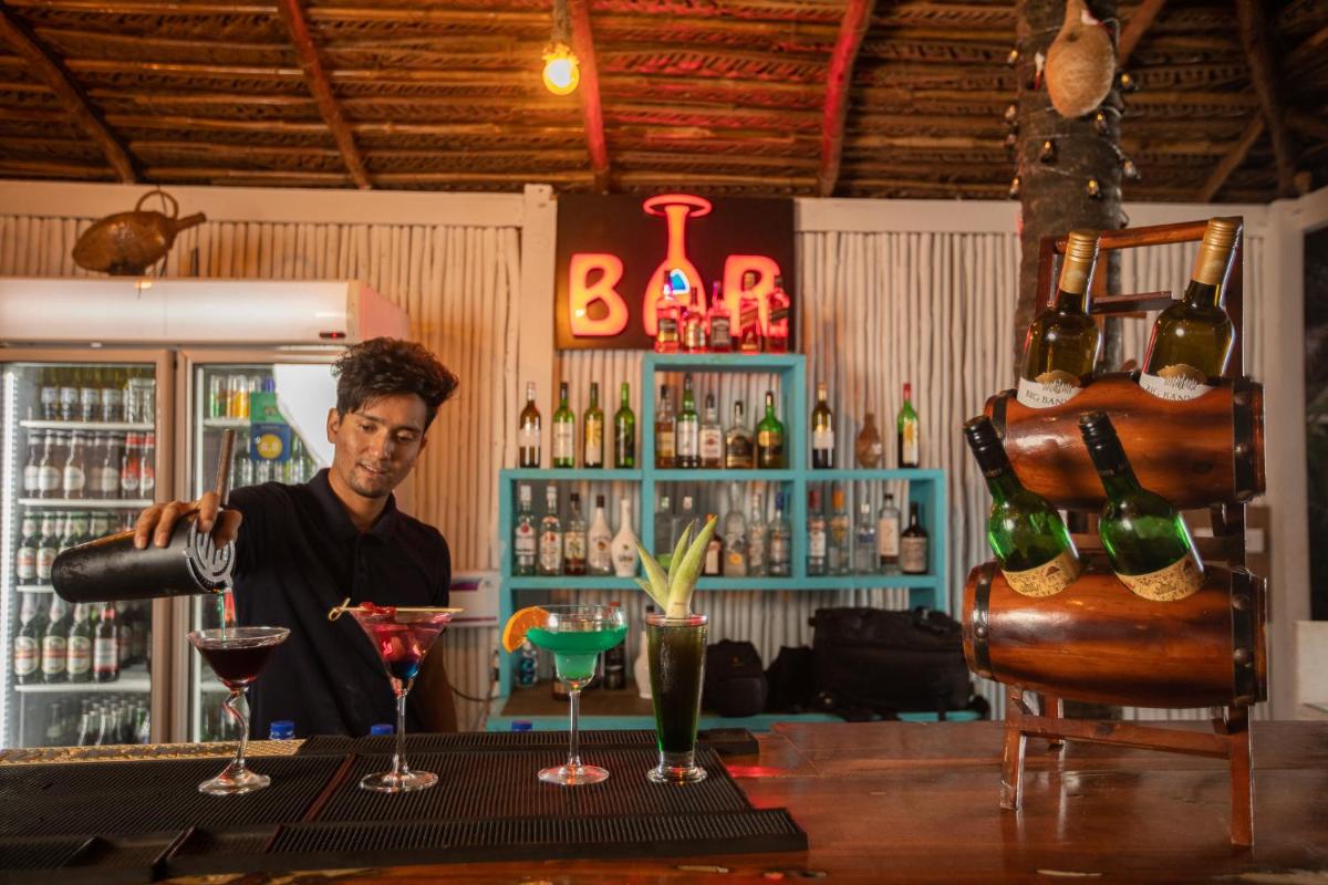 bar