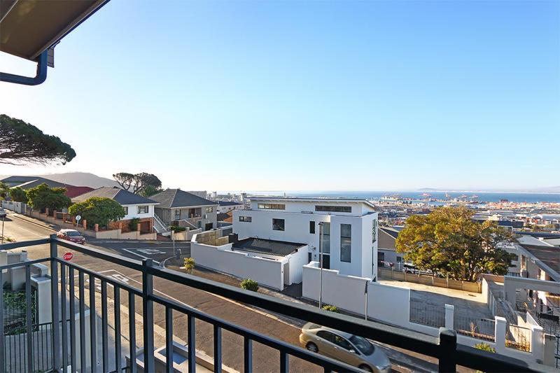 STAR APARTMENTS