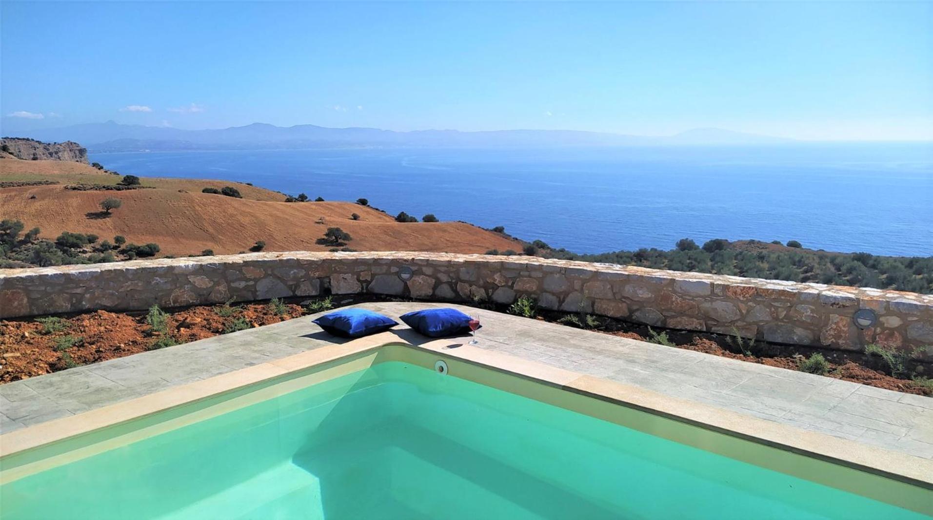 Tranquil sea view villa with private pool, just 2km from the beach! view 3
