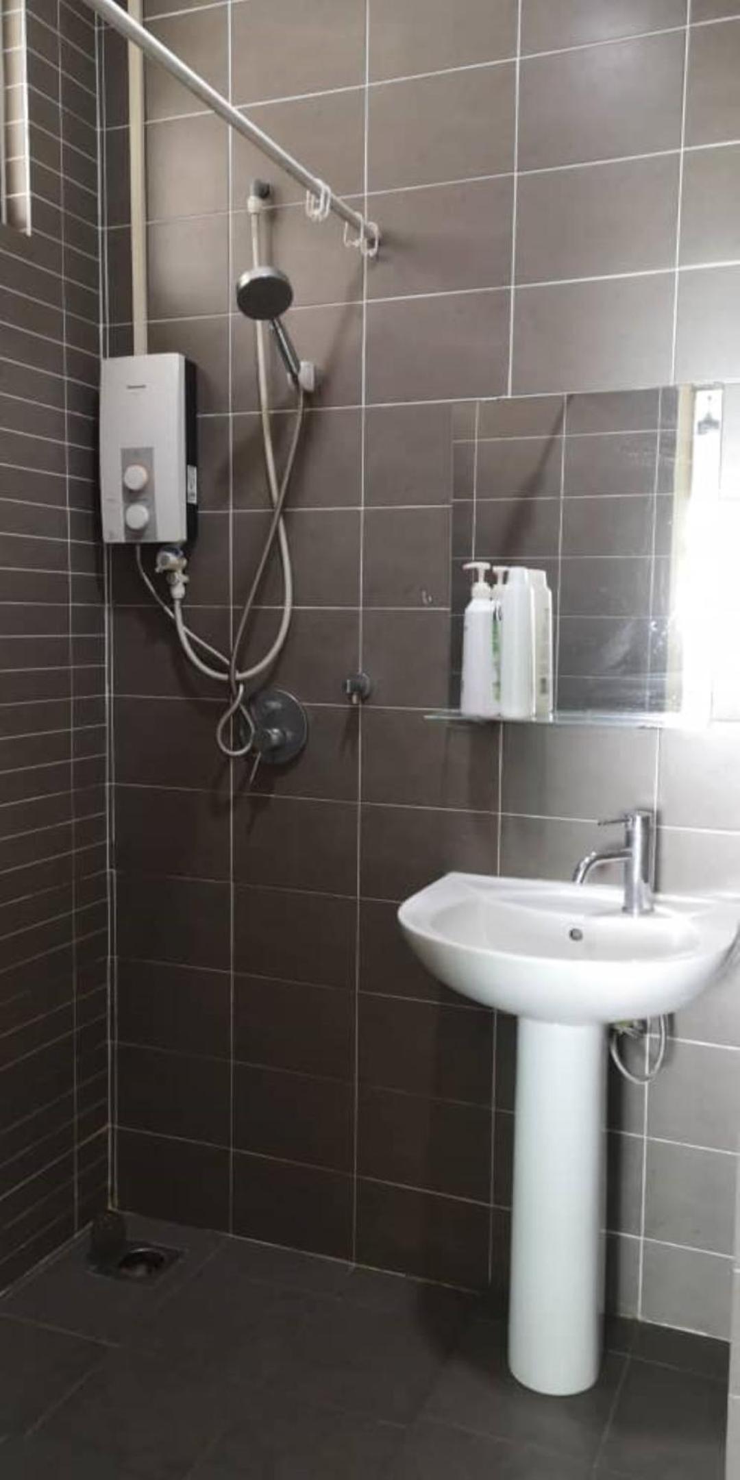 12-JY SWEET HOMESTAY Mount Austin PALAZIO 3Bedroom for 6pax