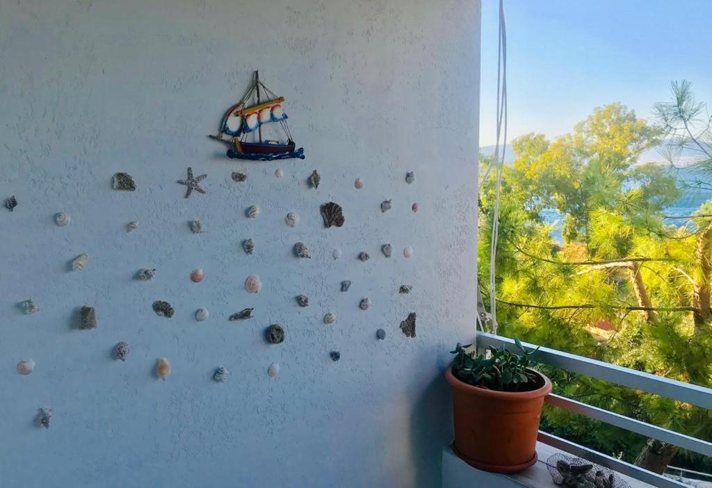 Sea view studio view 4