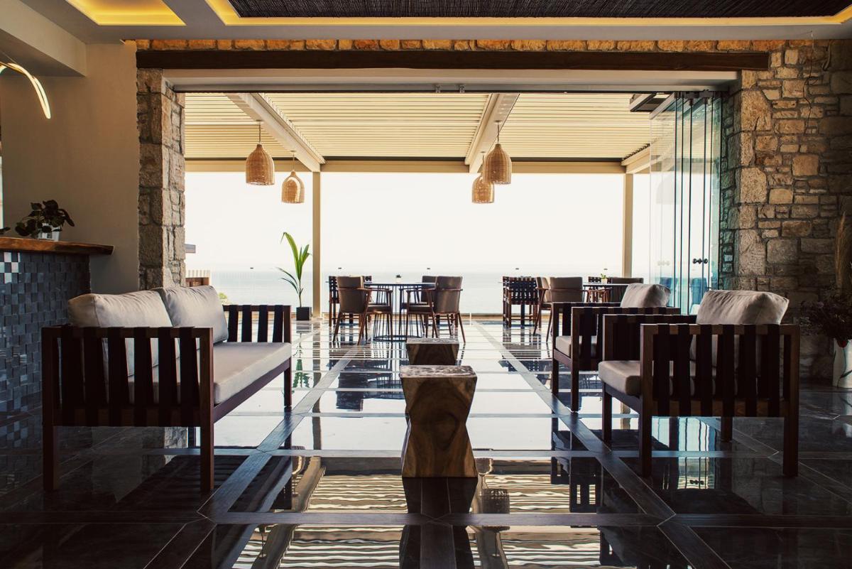 hotel reception