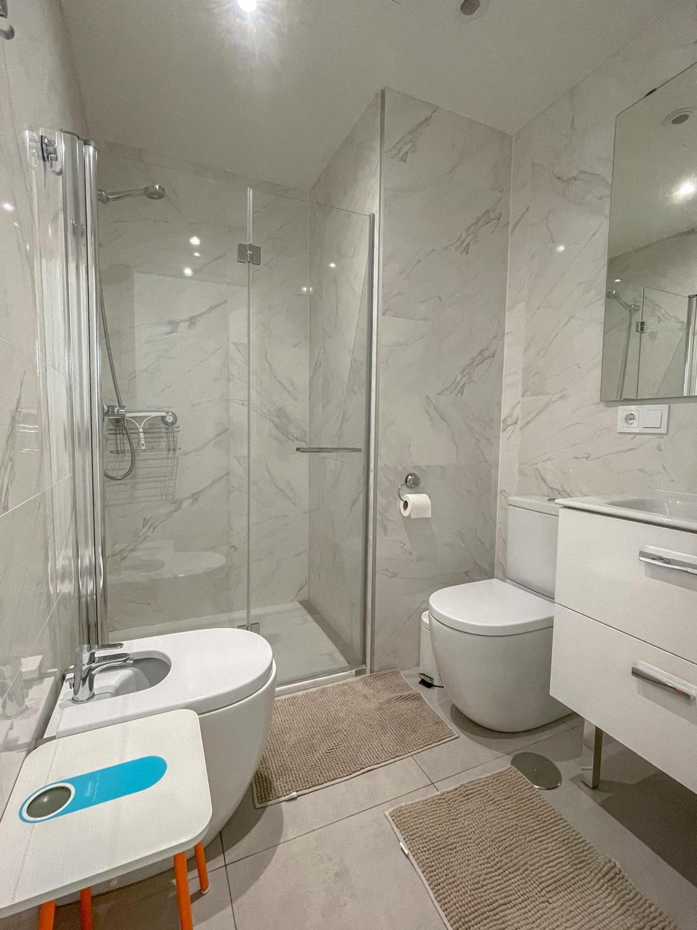 Sunrise Panorama en Torrox Costa — bathroom