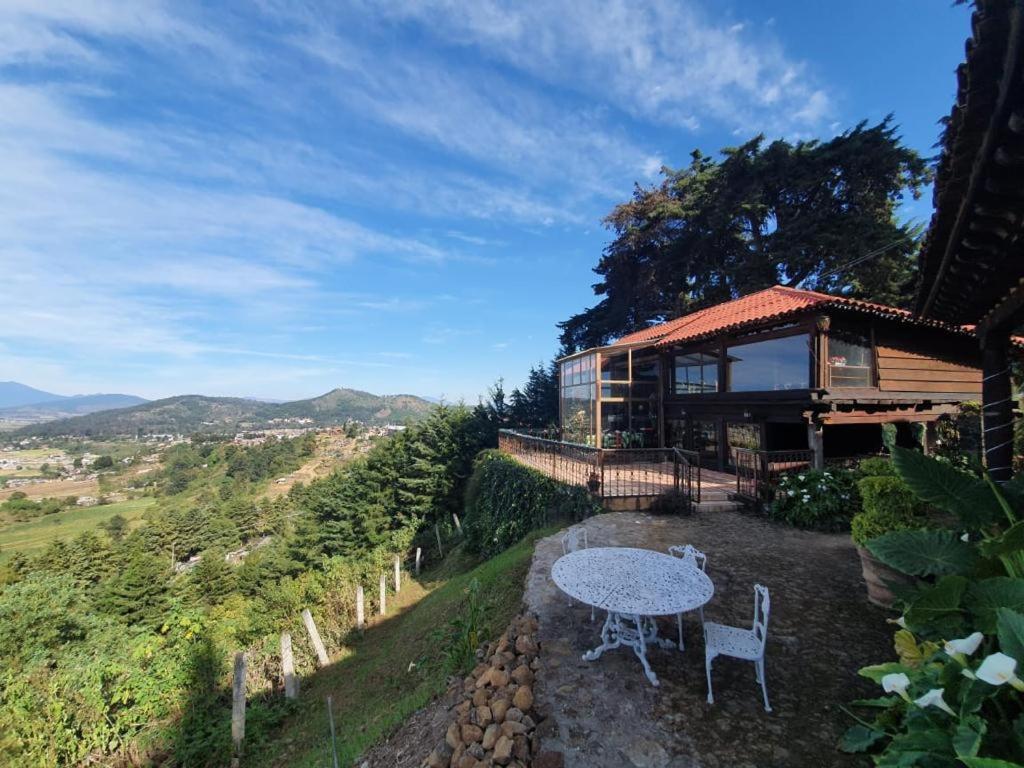 Hotel Eco Hotel Ixhi - Image 1