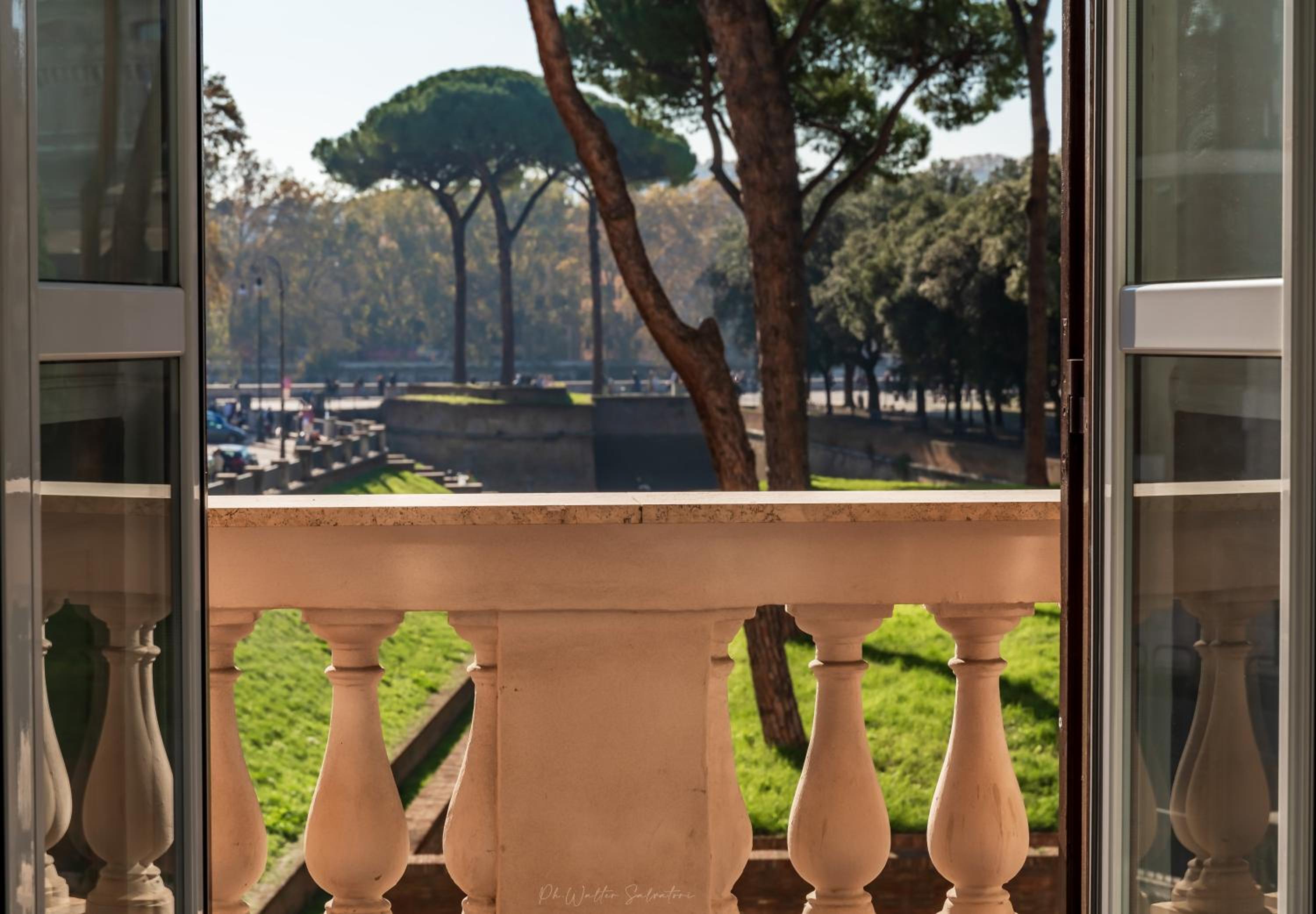 WE LOVE ROMA Guest House