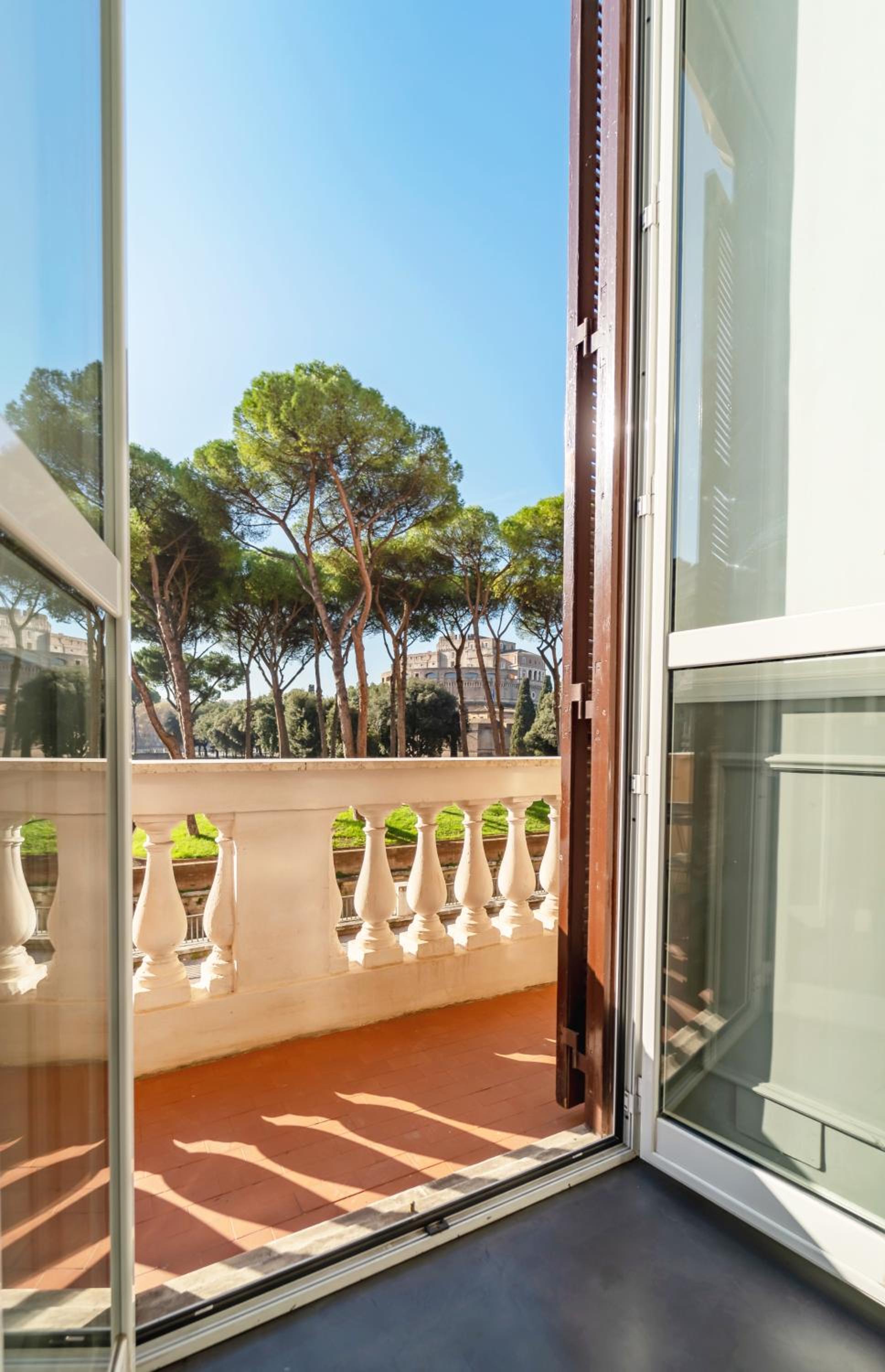 WE LOVE ROMA Guest House