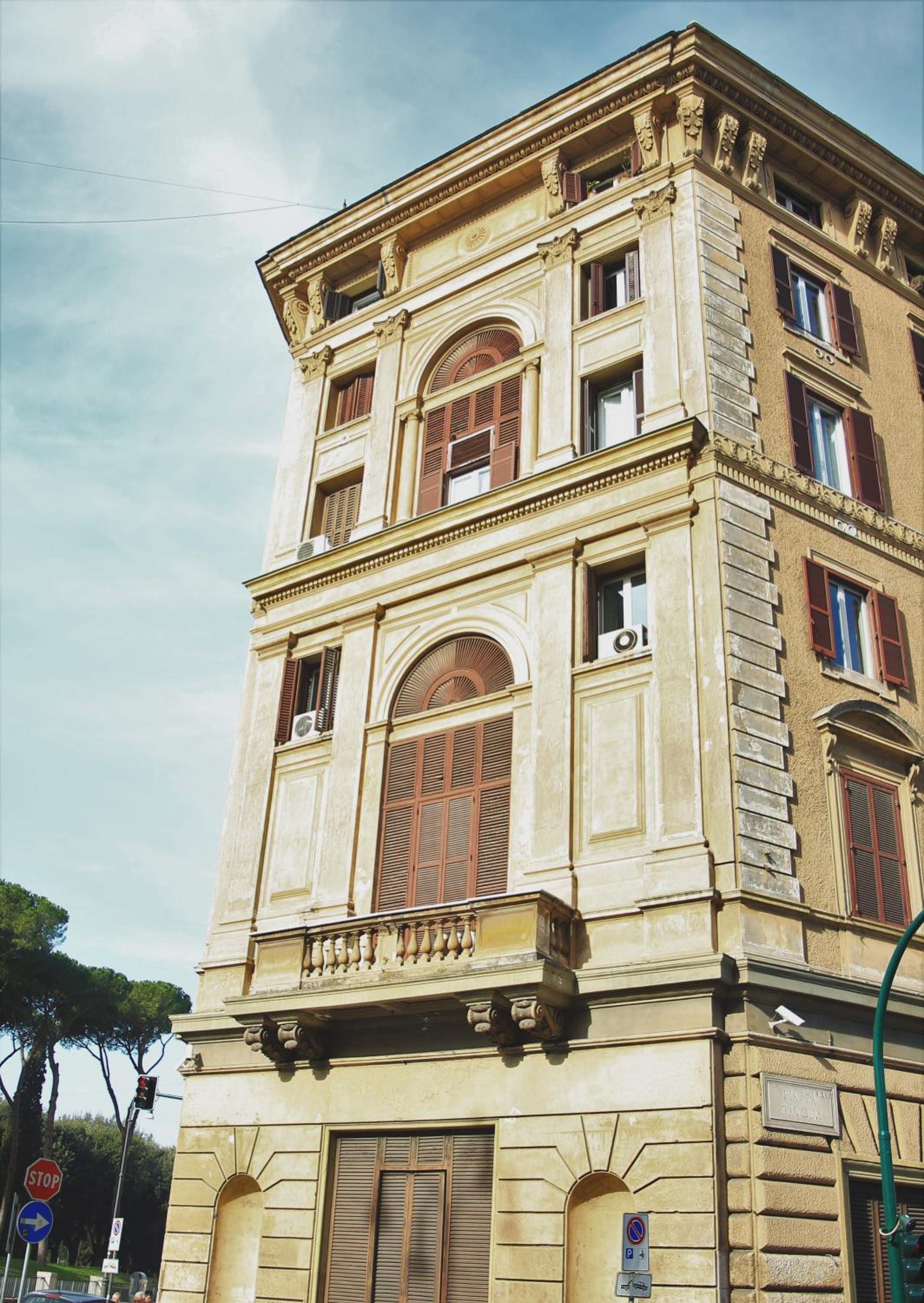 WE LOVE ROMA Guest House
