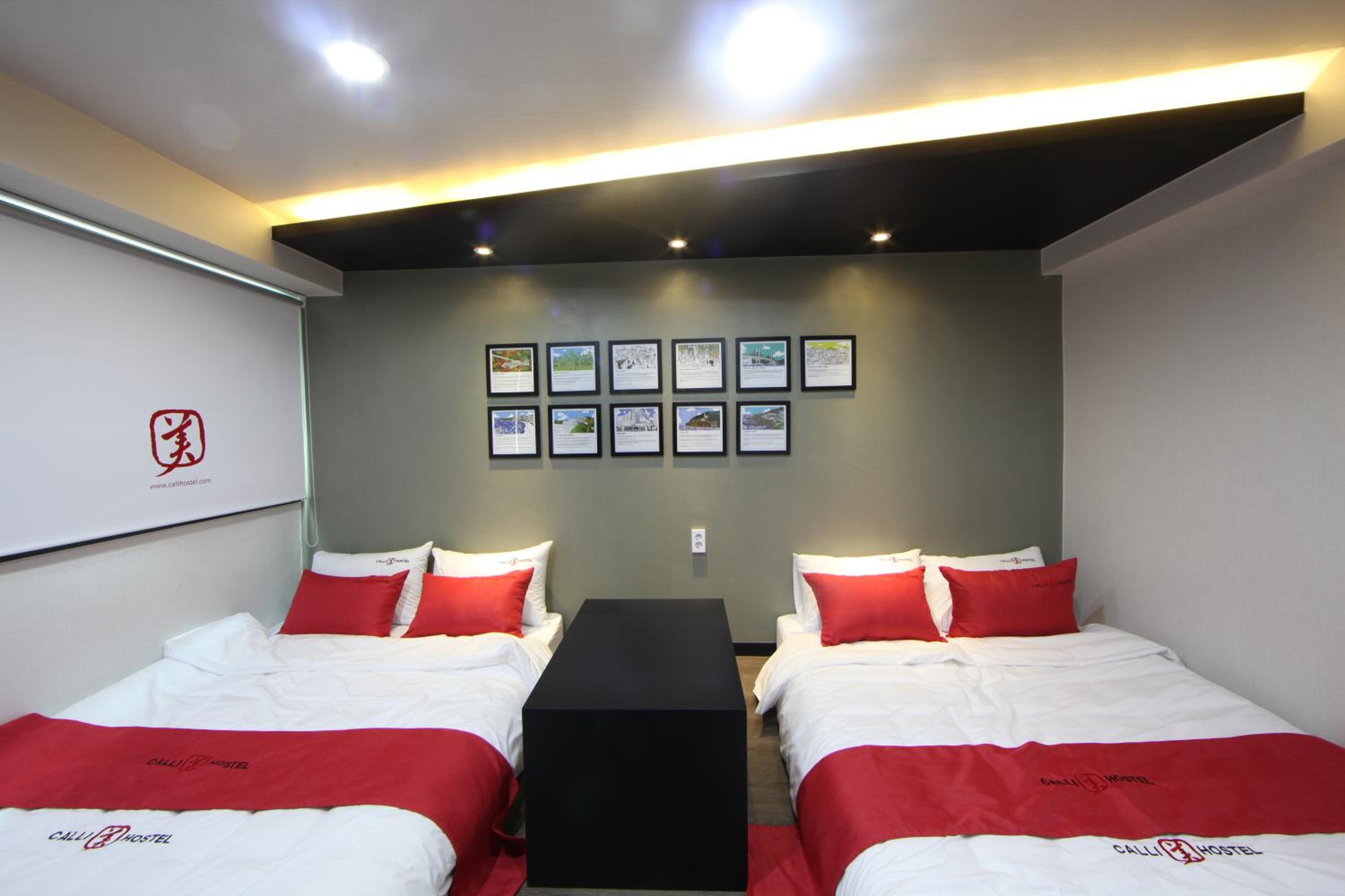 Calli Hostel
