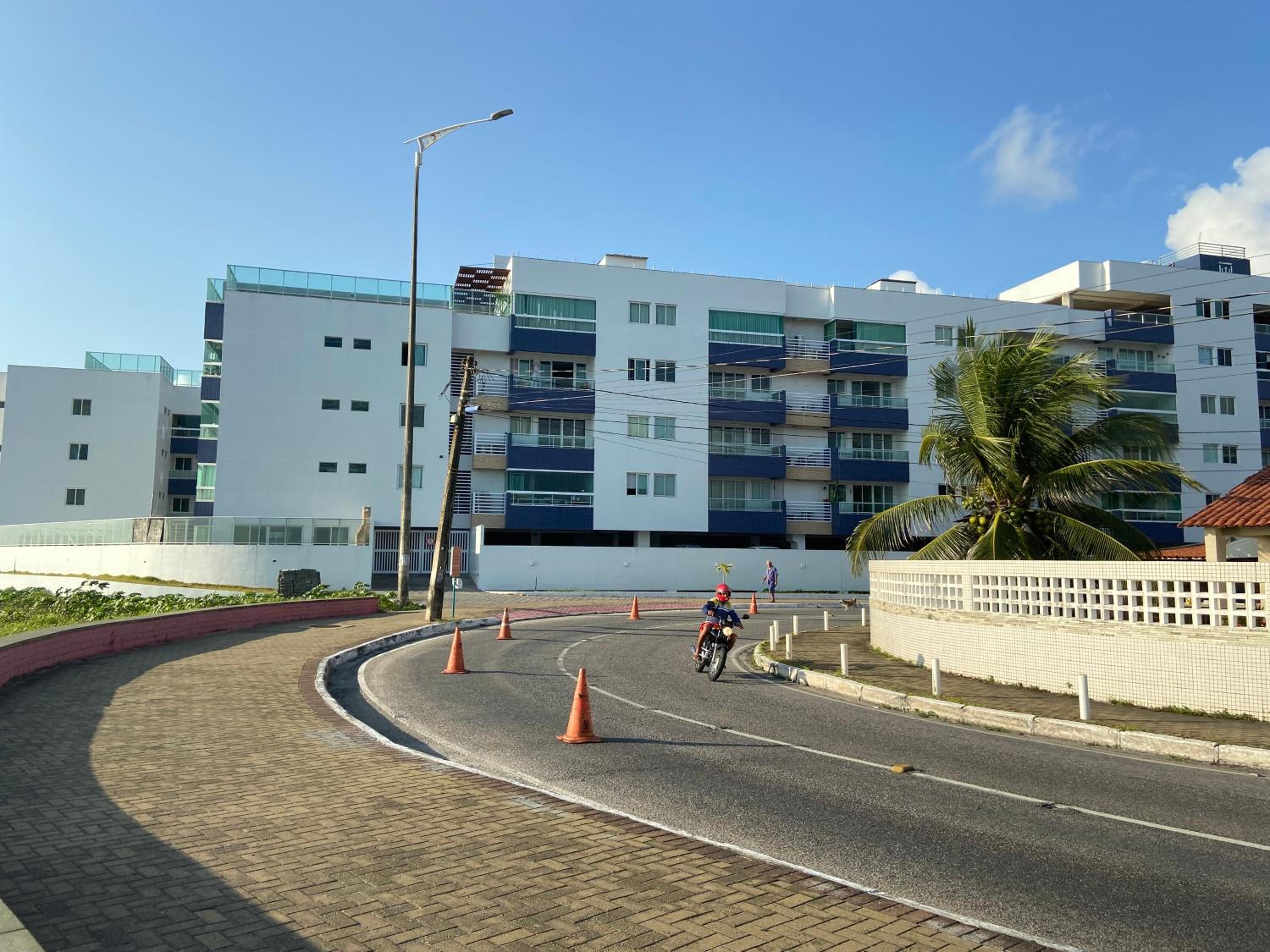 Bela Hospedagem - Imperial Bessa #408, pé na areia no Bessa, 02 vagas estacionamento fixas