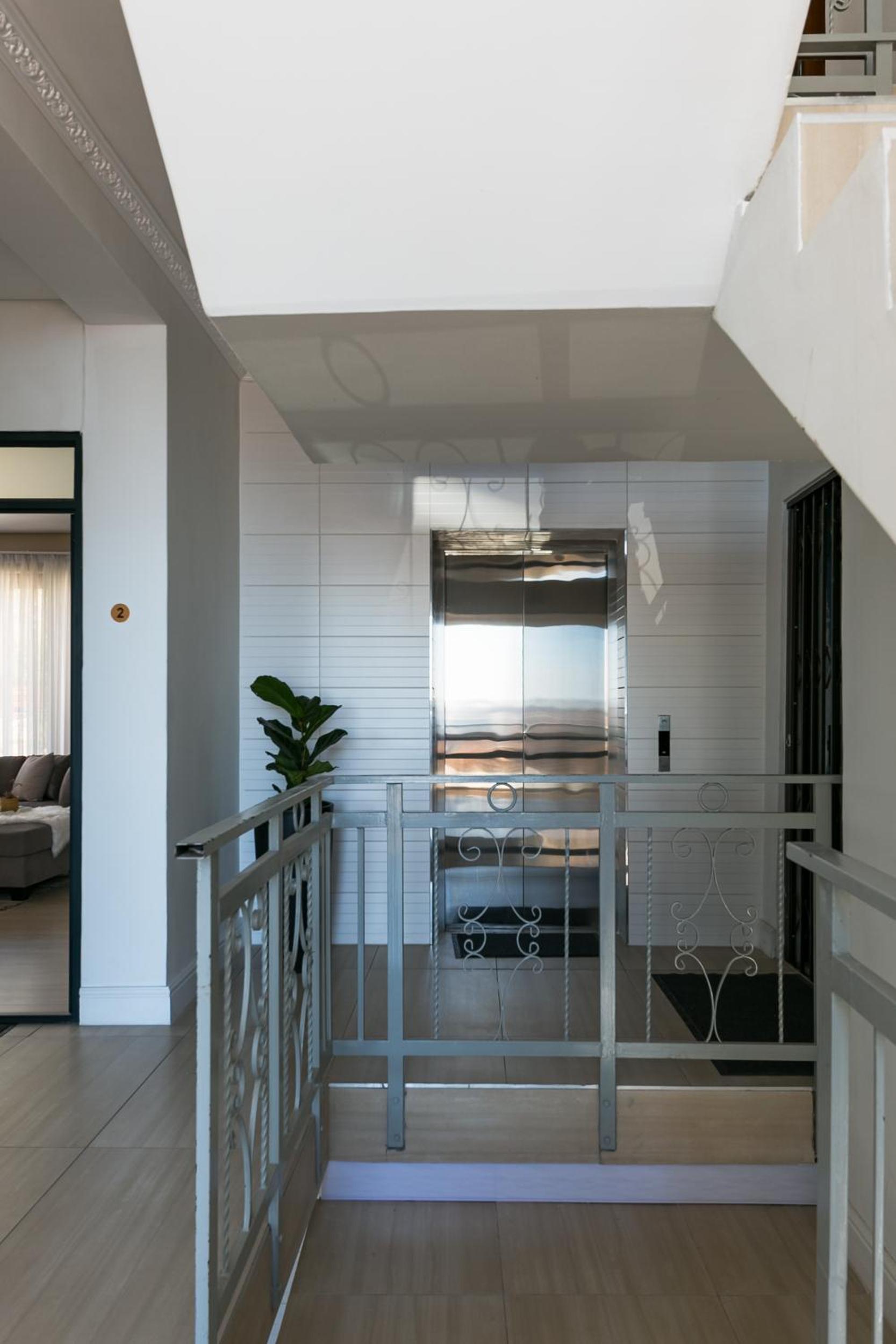 Cambridge Suites - #2 Cool & Spacious