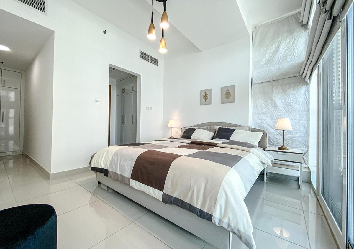 Walk To The Beach Or Enjoy The Amazing View From The Balcony