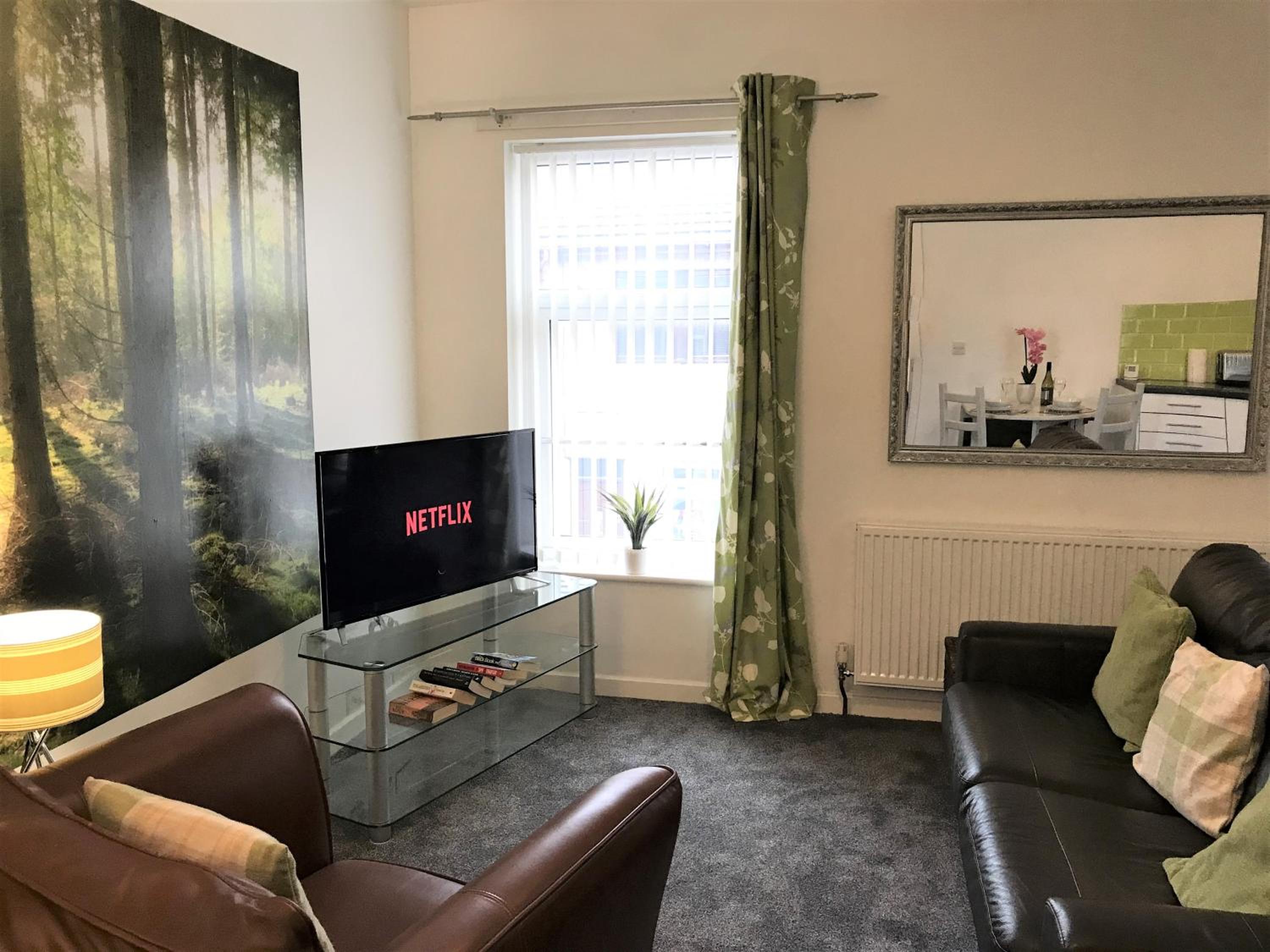 Restful 1-Bedroom flat in St Helens view 2