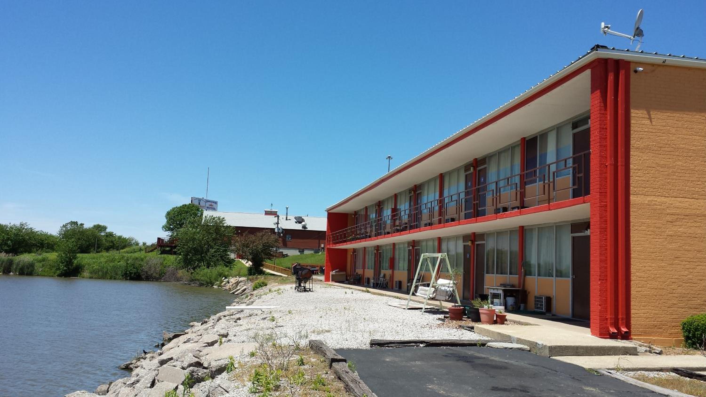 Innkeeper Motel Hamel - Property Image 4