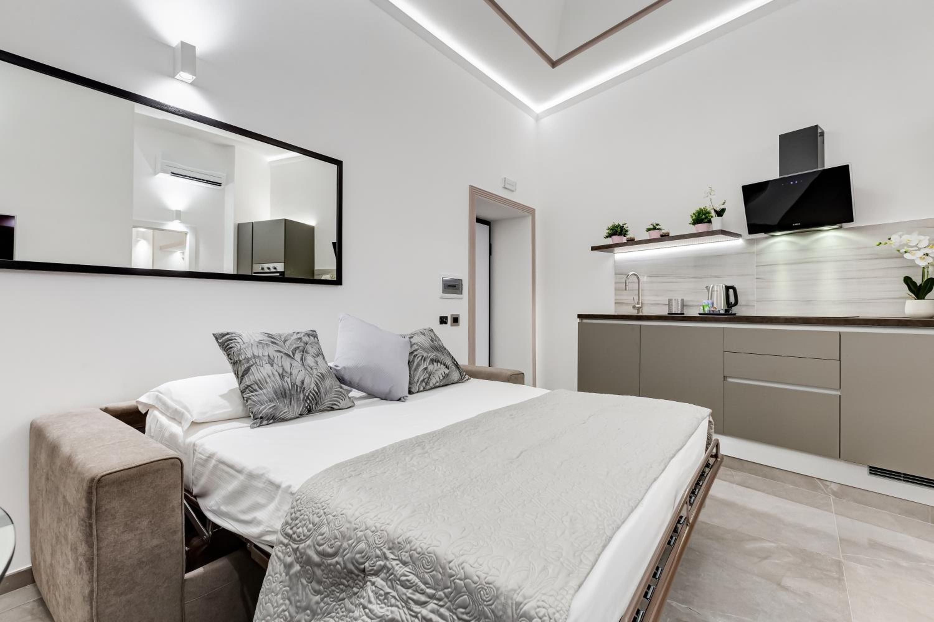 UnoSeiTre - Luxury Apartment & Suite