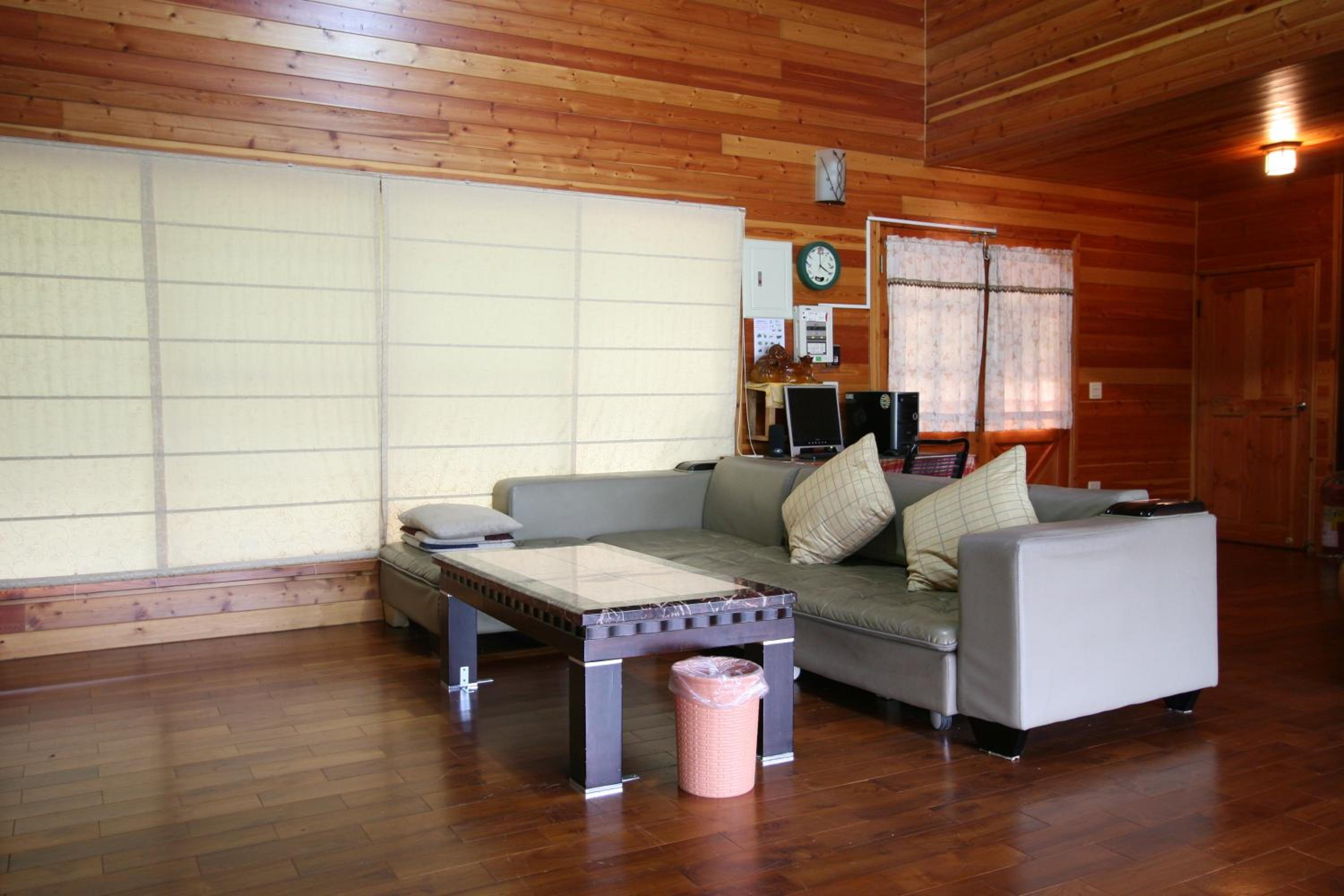 Photo 15