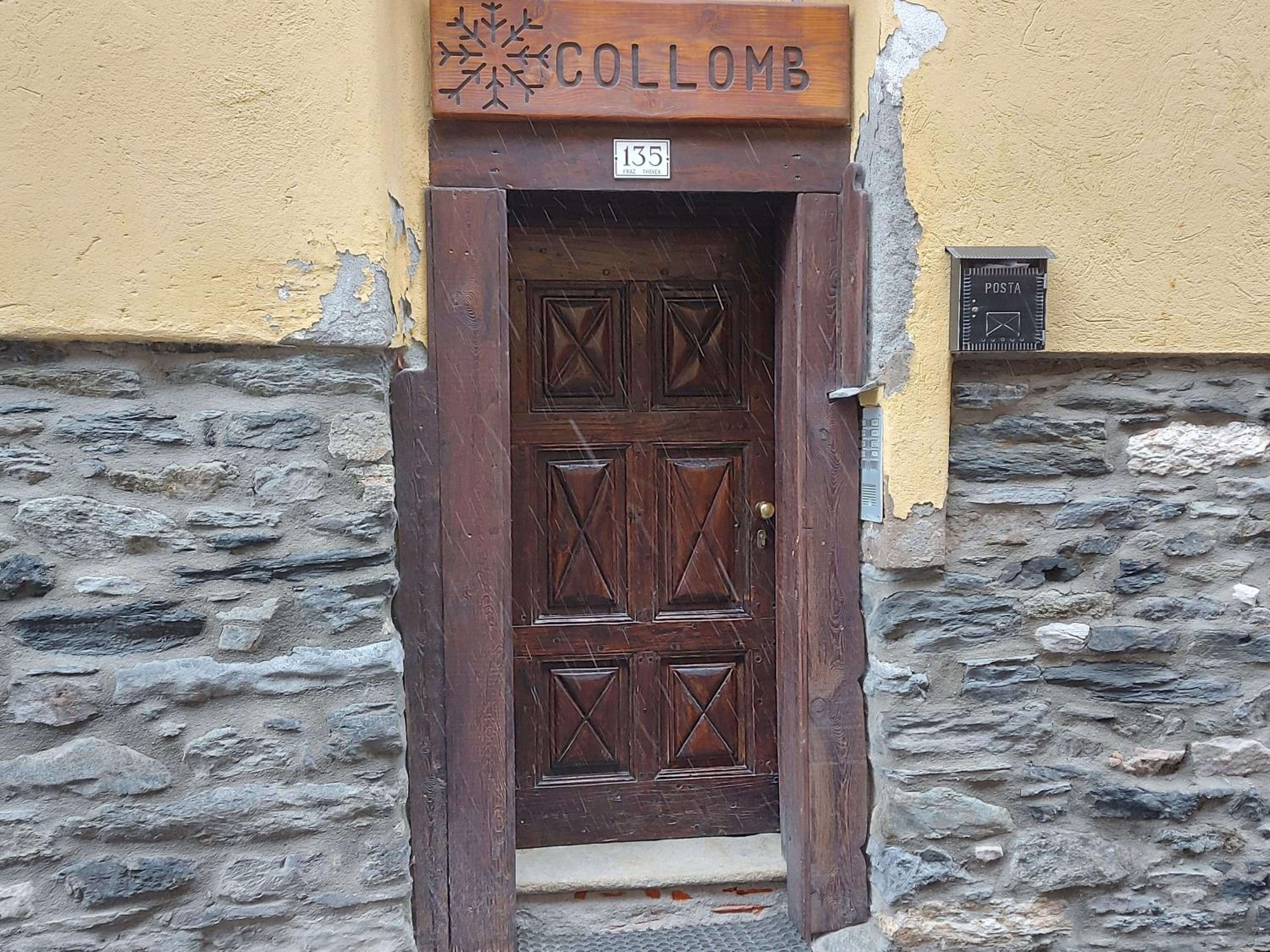 Photo 33