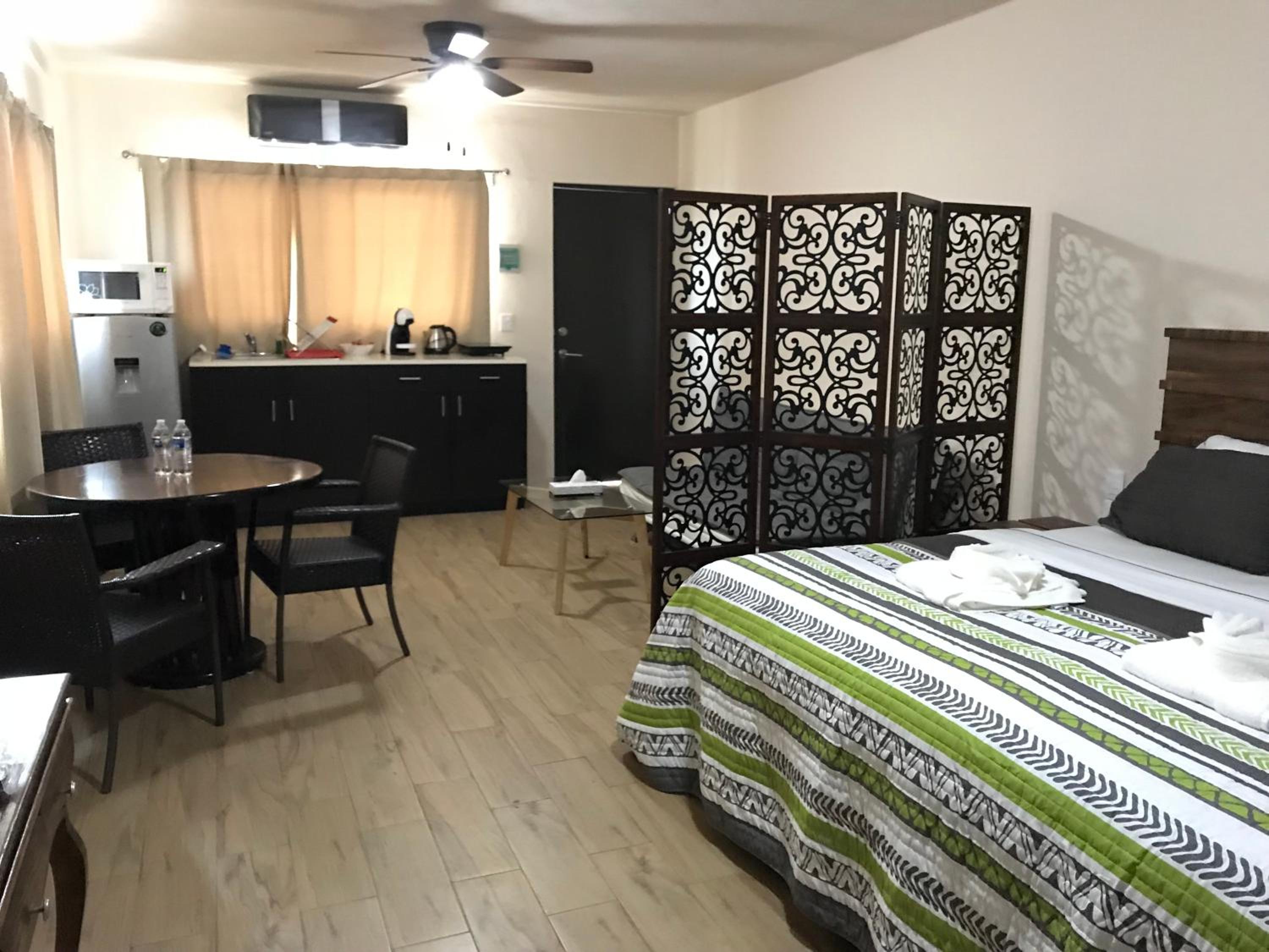 Suites Fenicia