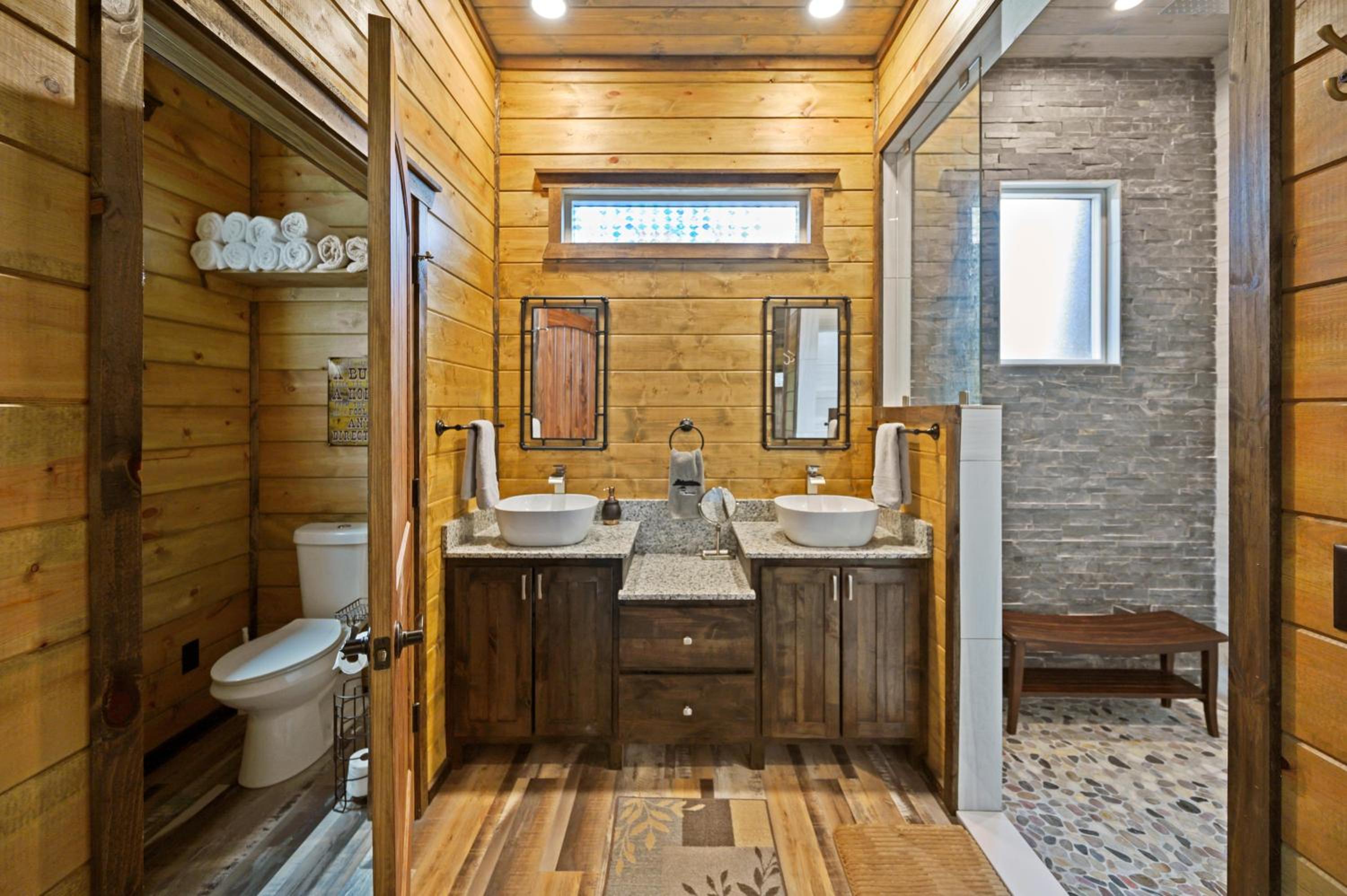 The Adirondack Honeymoon Hot Tub Soaking Tub Wood Burning Fireplace view 2