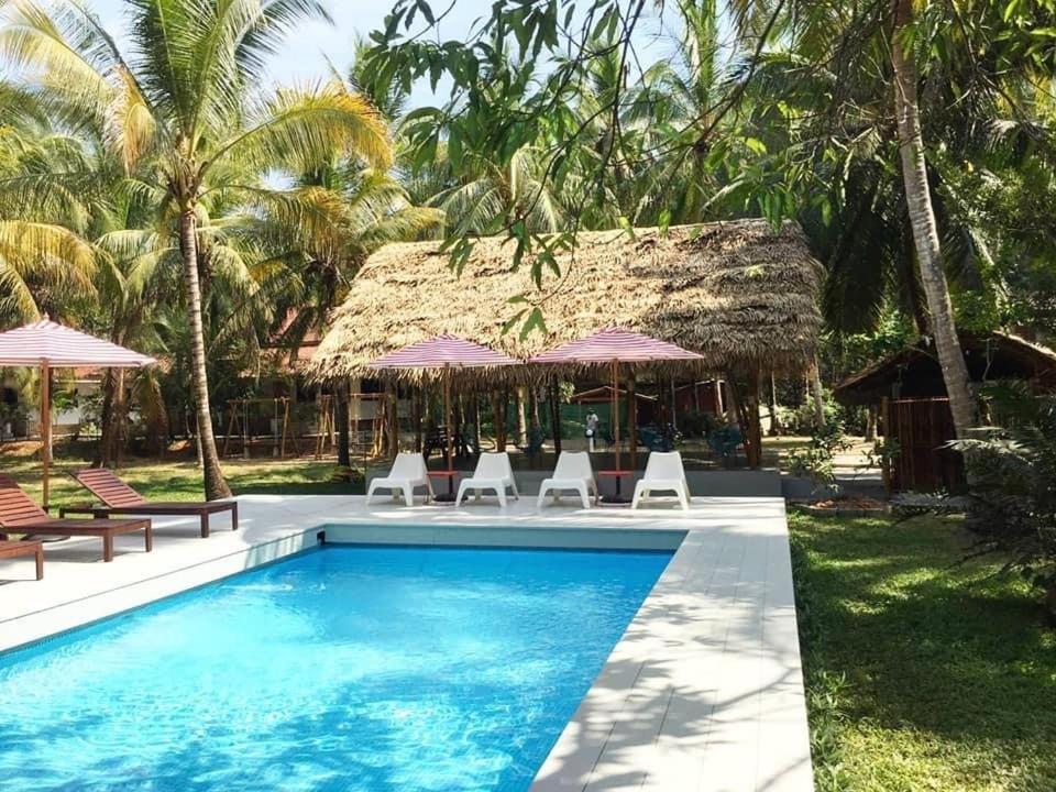 Pakmeng Resort