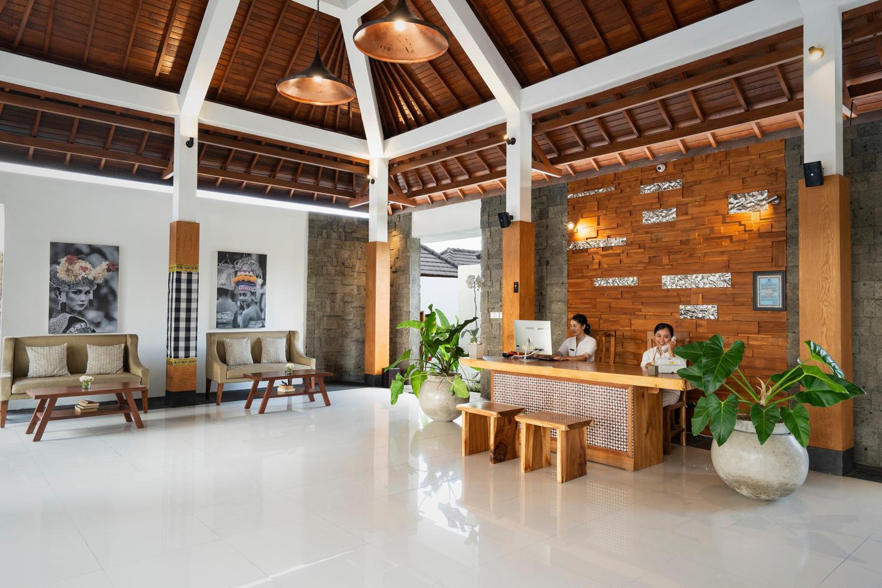 recepcion & lobby