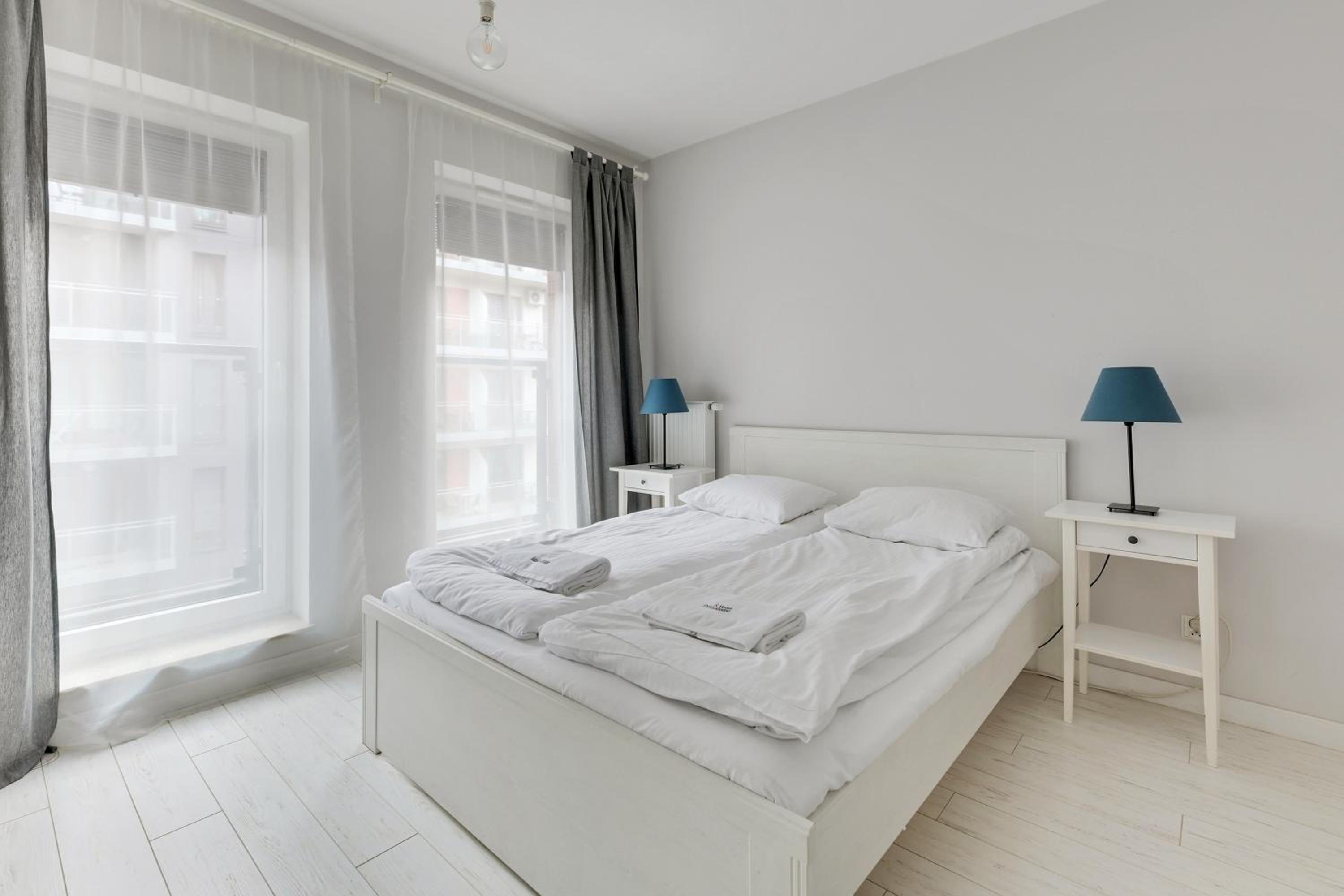 Apartments Chmielna Park by Noclegi Renters