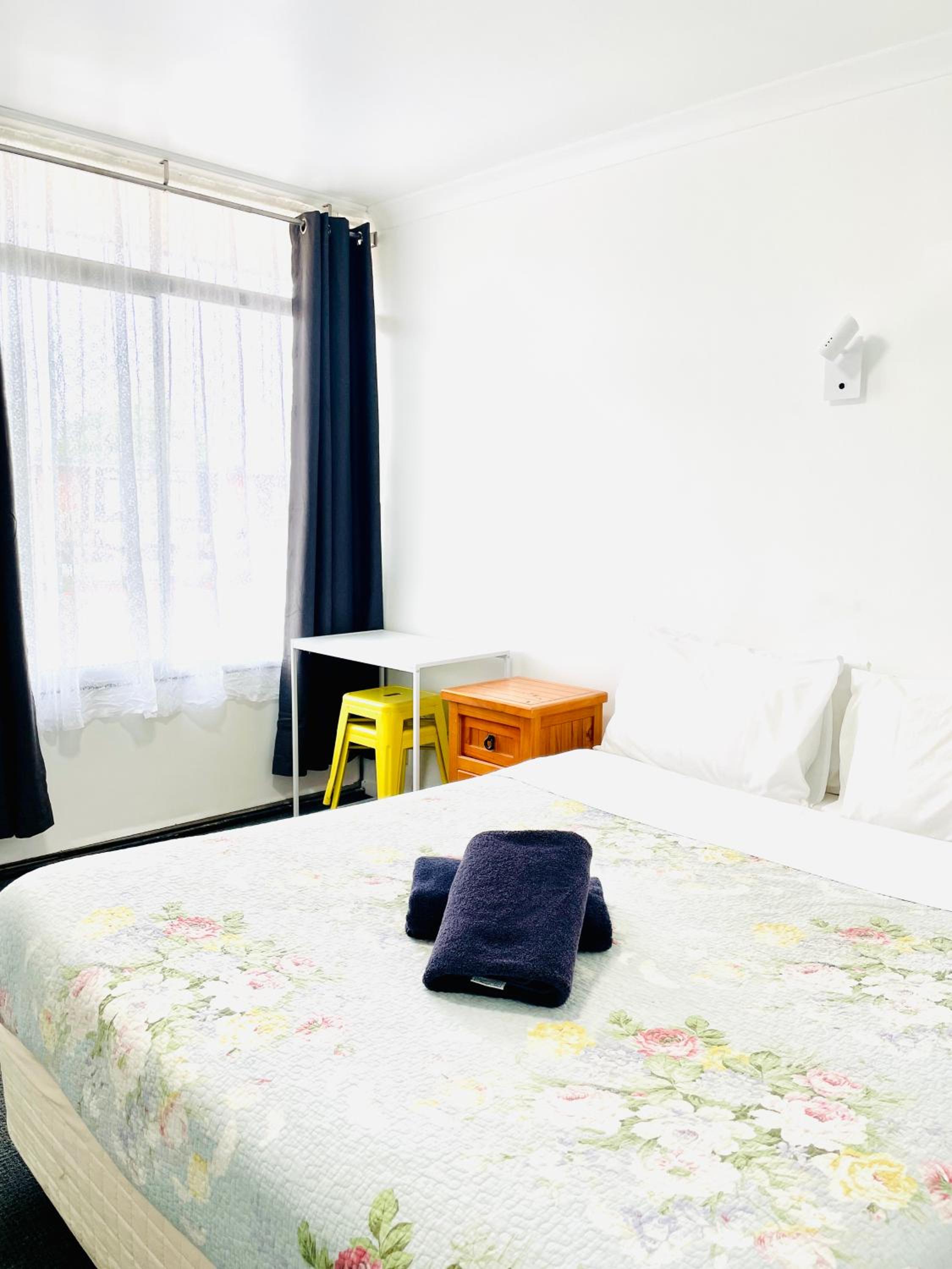 Avenue Motel