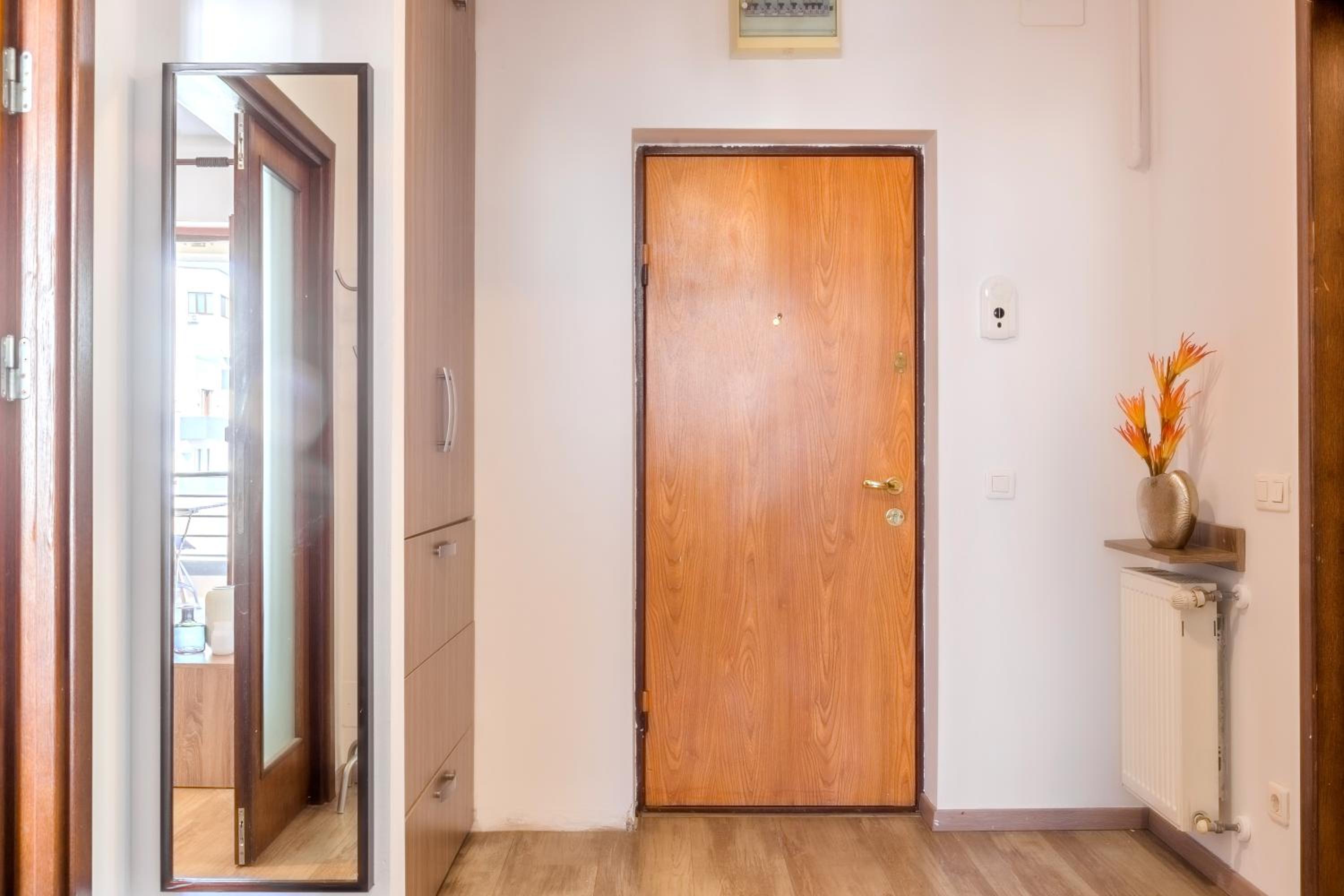 Lovely apartment with city view view 4