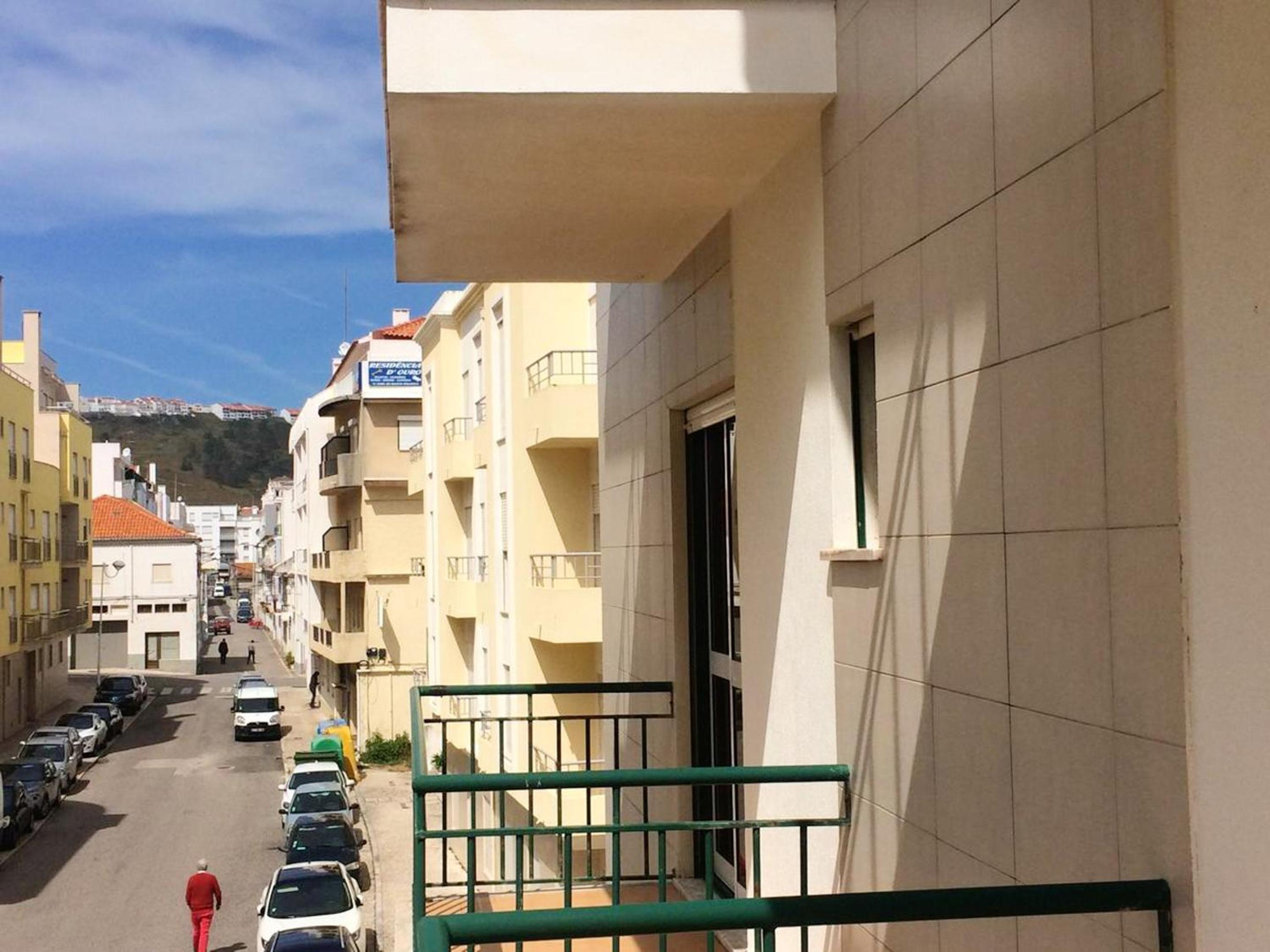 Spacious apartment with sea view in Nazaré - 120 m², fireplace