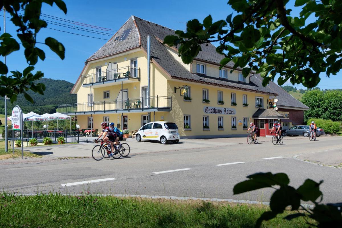 Hotel Gasthaus Löwen - Image 1