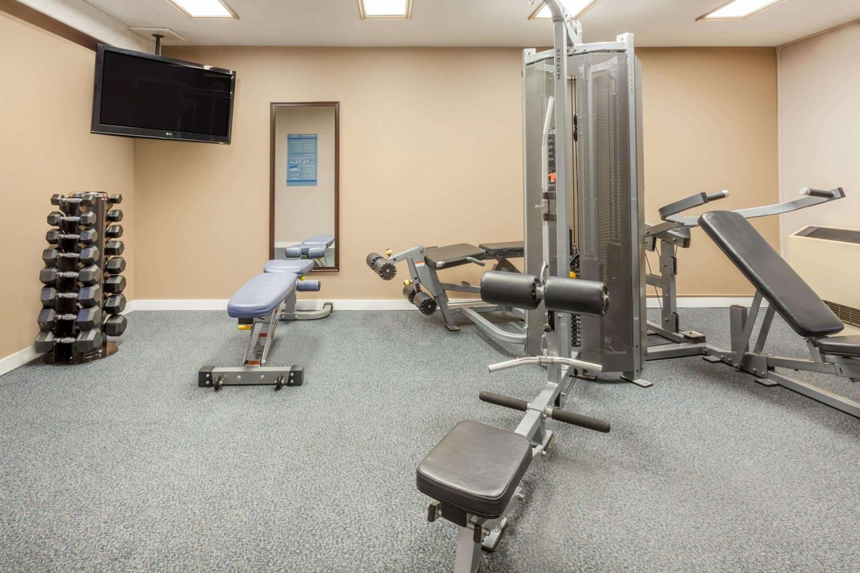 Red Deer Vacations - Baymont by Wyndham Red Deer - Property Image 3