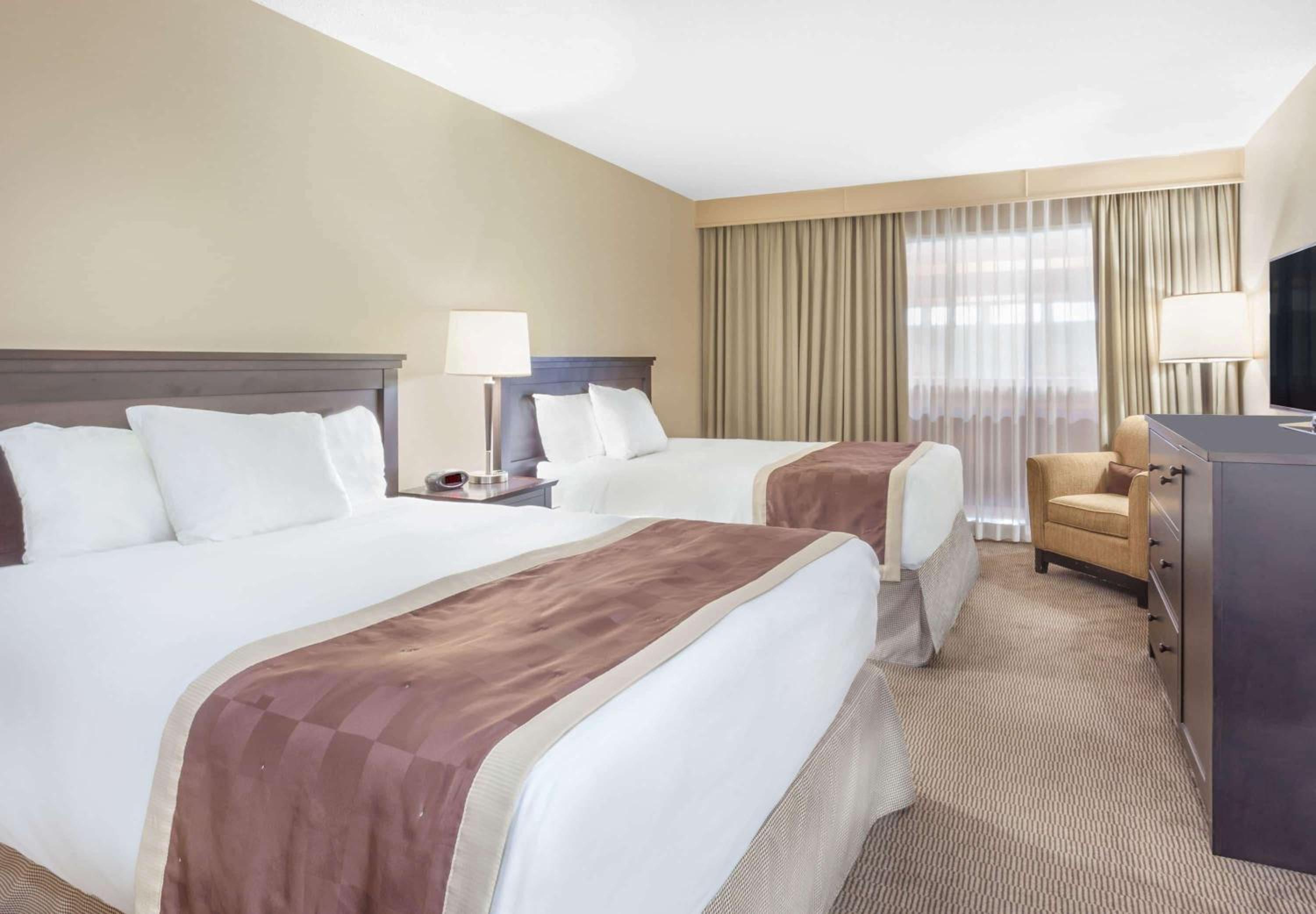 Red Deer Vacations - Baymont by Wyndham Red Deer - Property Image 4