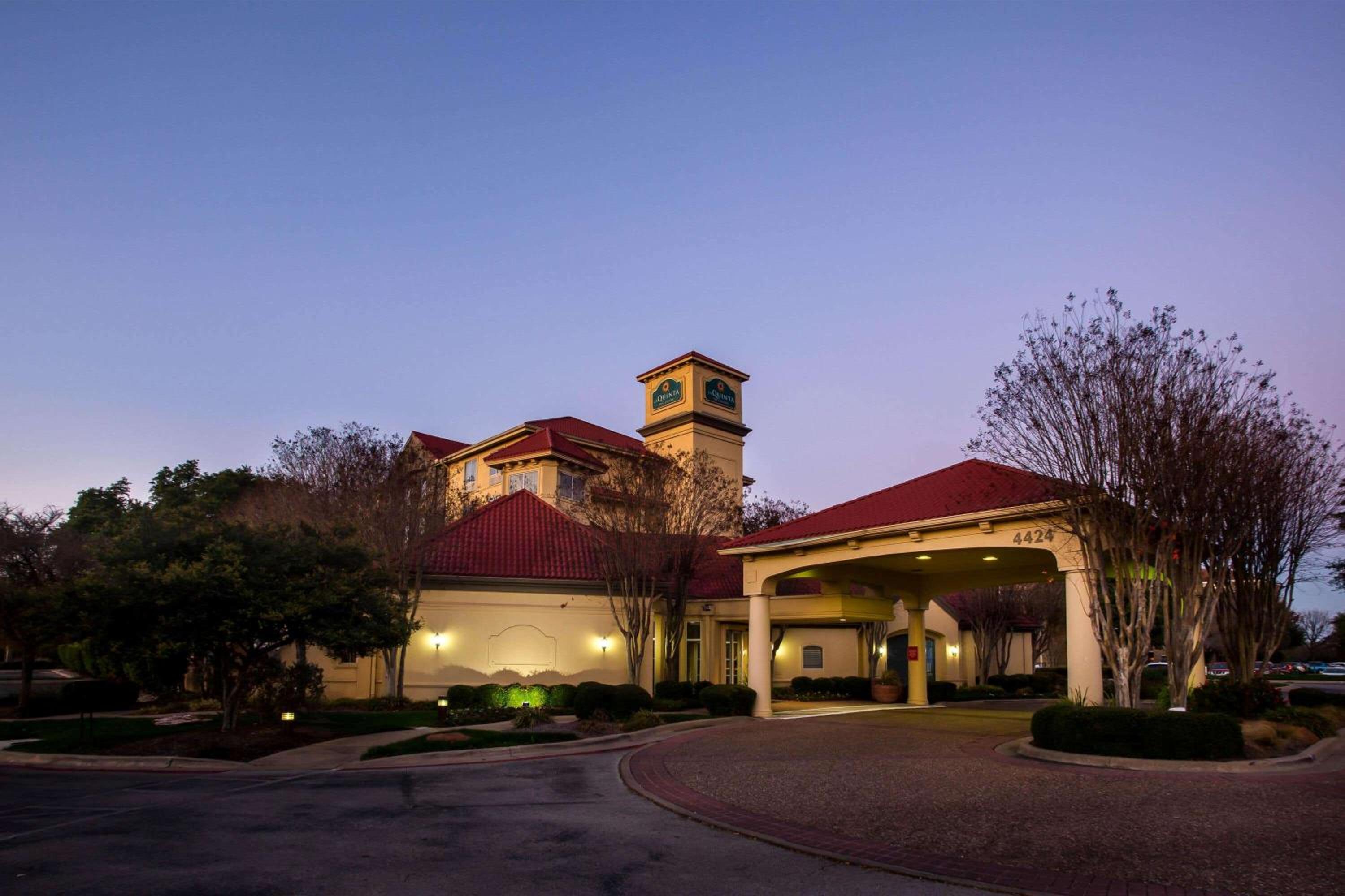 Fairfield by Marriott Inn & Suites Austin Southwest