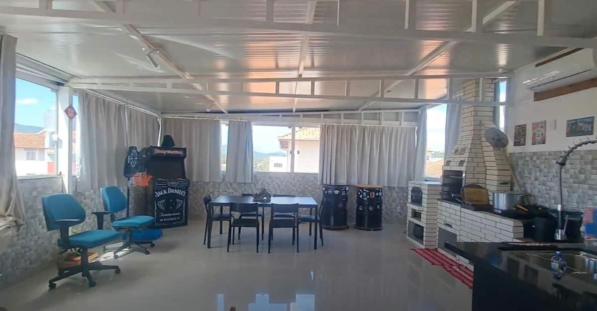 Cobertura Gourmet á 300mts da praia de Canasvieiras norte da ilha de Floripa view 3