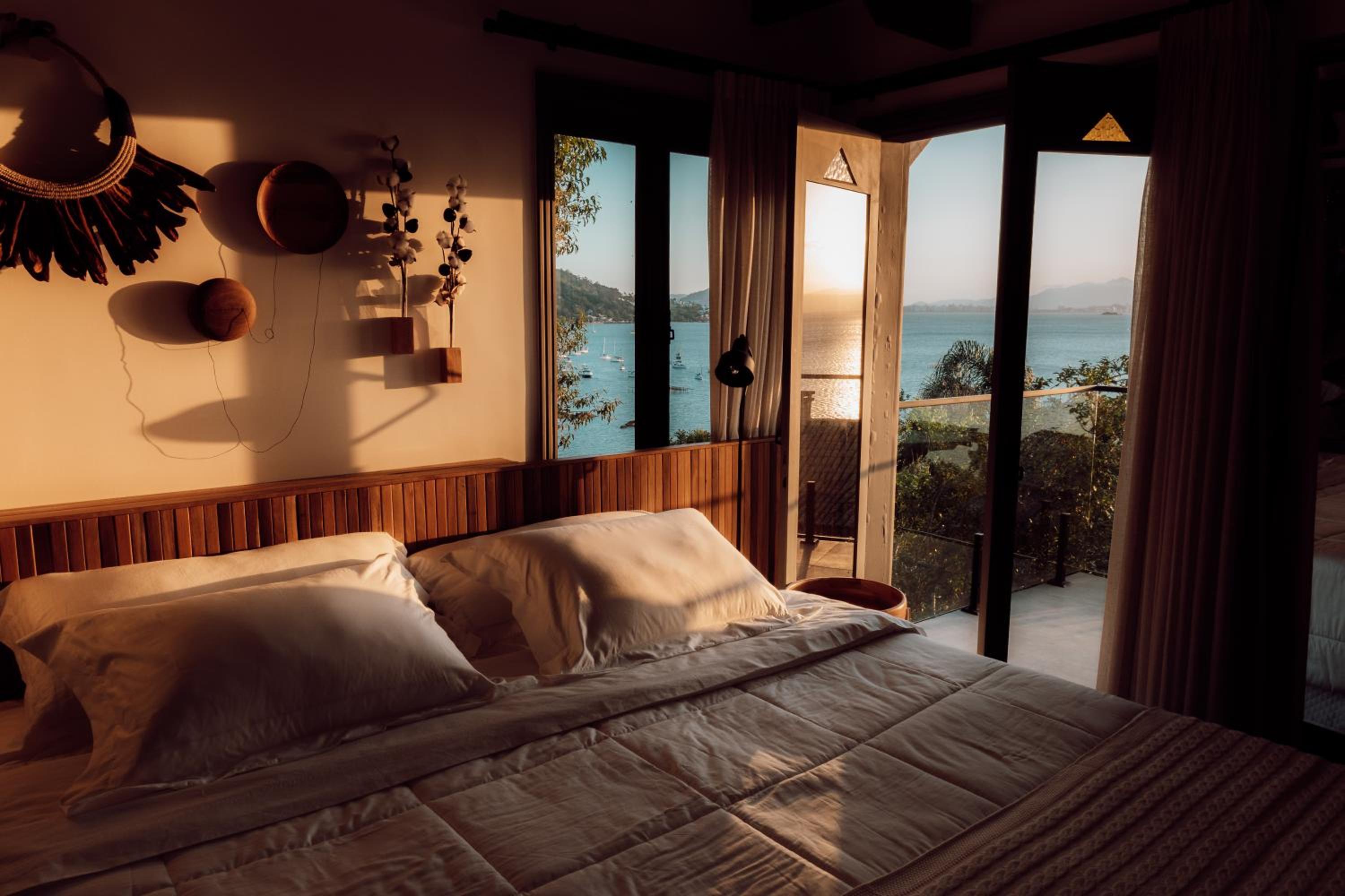 Naatooh Guest Houses