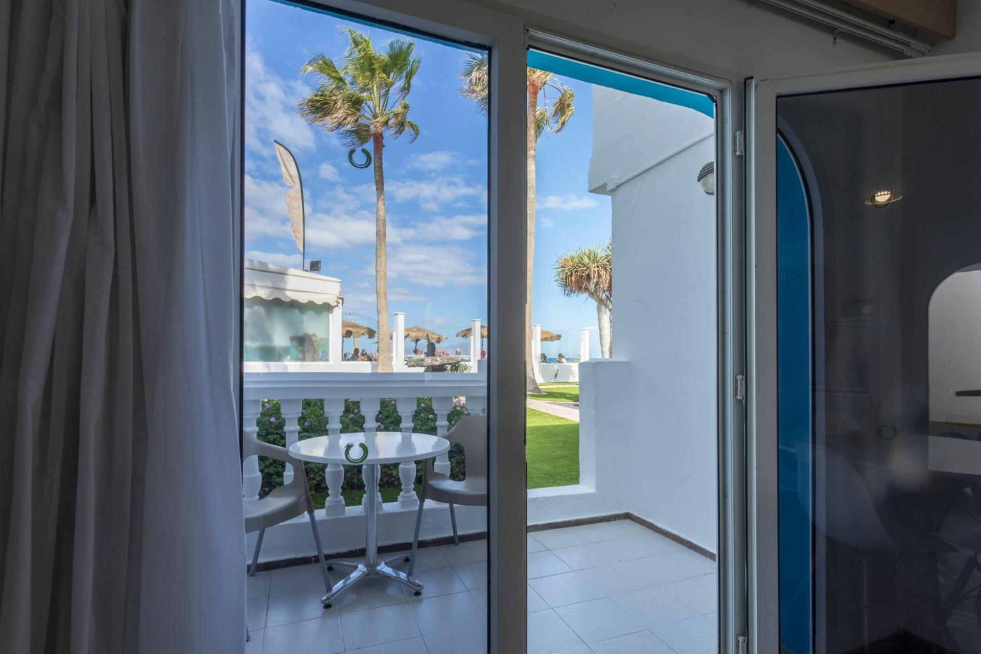 Apartamentos LIVVO Galera Beach