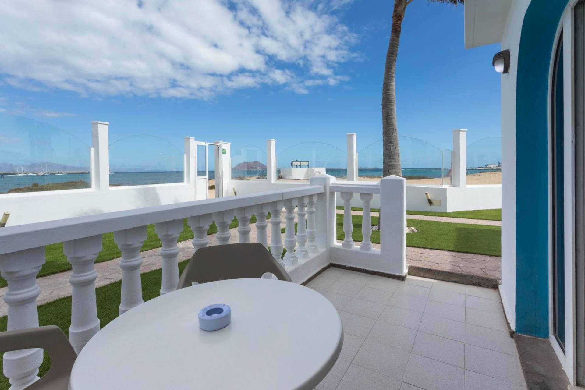 Apartamentos LIVVO Galera Beach