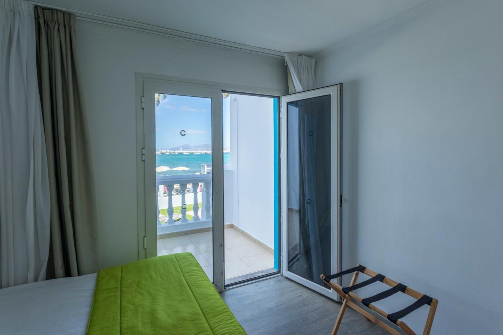 Apartamentos LIVVO Galera Beach