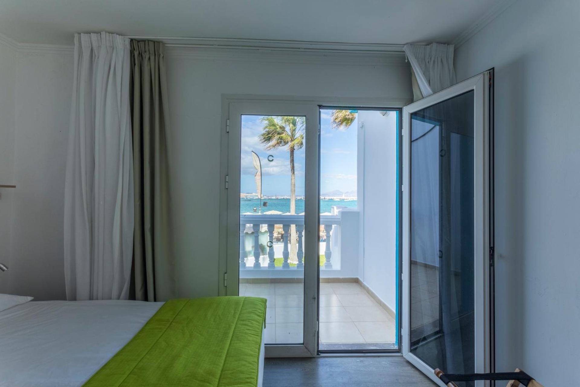Apartamentos LIVVO Galera Beach