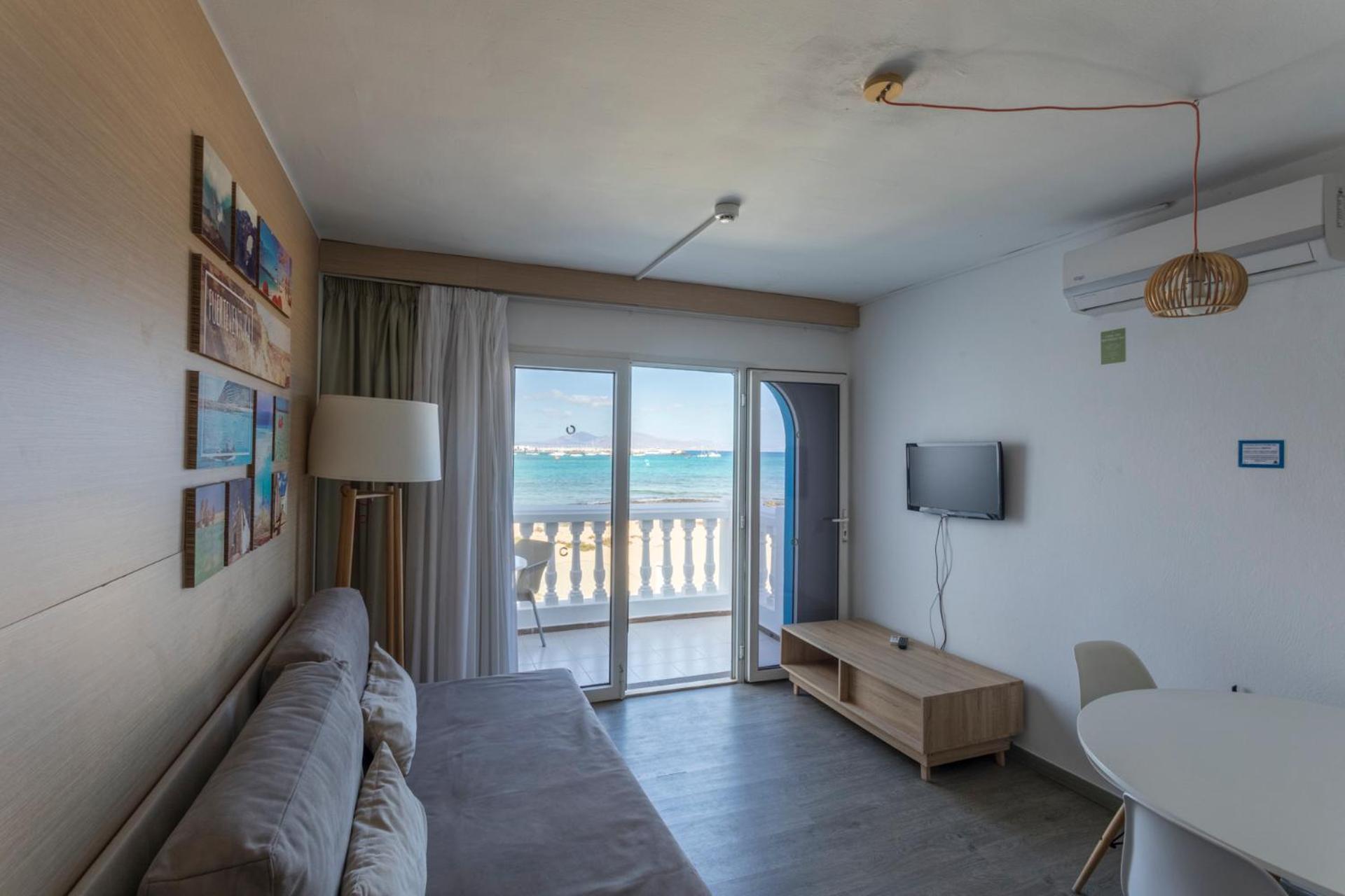 Apartamentos LIVVO Galera Beach