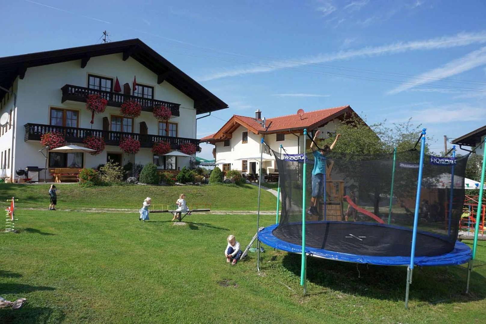 Cafe Wastelbauerhof - Urlaub auf dem Bauernhof