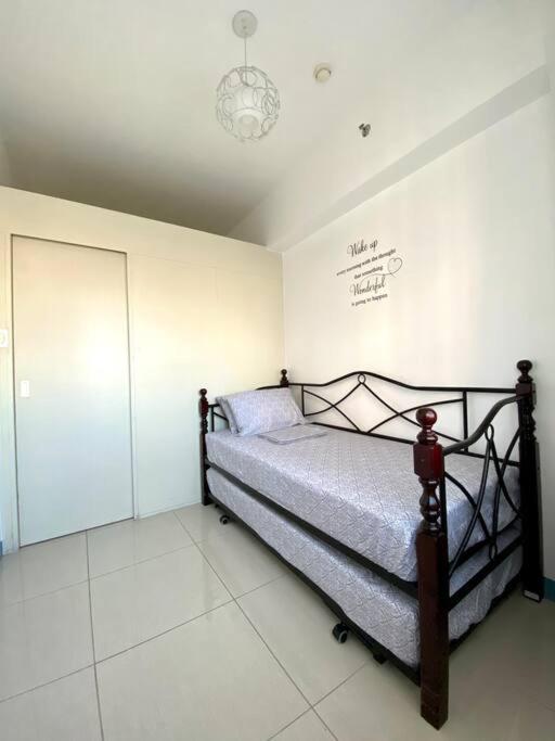 A Cozy 2 Bedroom Unit with a Parking at Tower 2 South Residences SM Southmall view 5