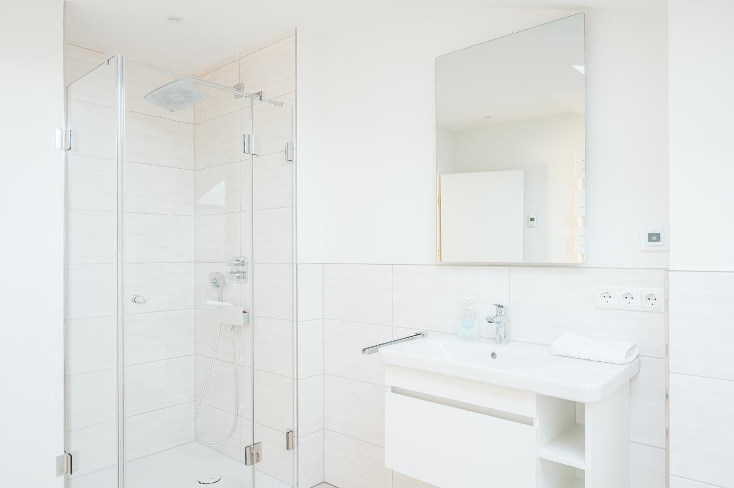 Dünenquartier Apartment 10 en Zingst — bathroom