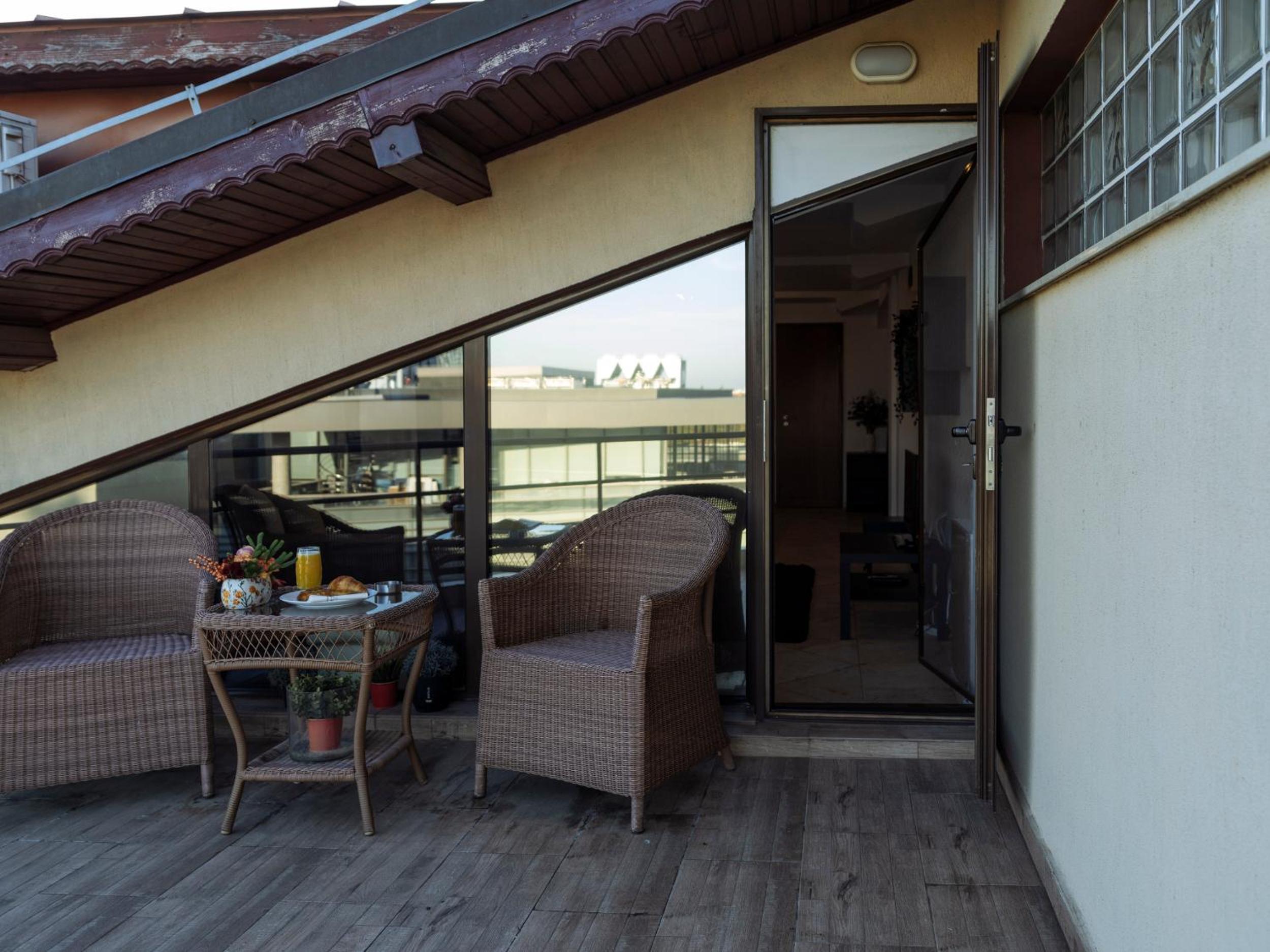 balance & terrace
